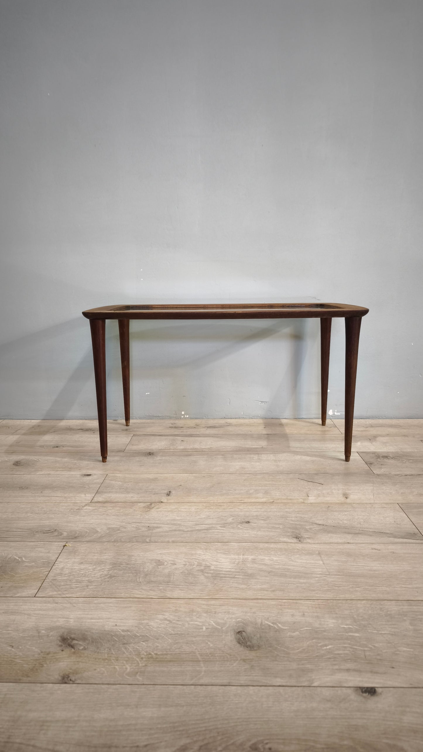 79609 Tavolino in legno e vetro stile nordico