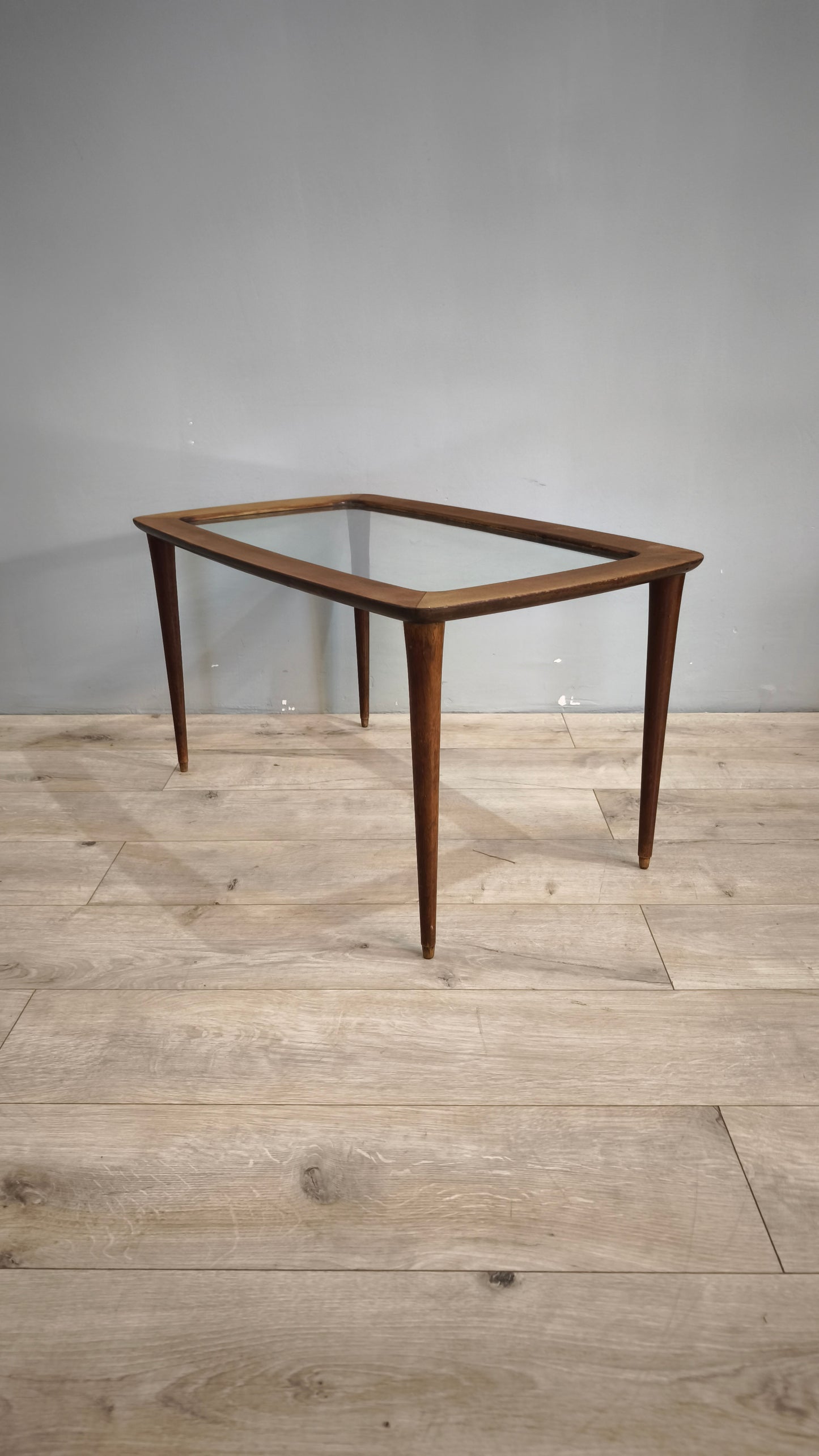 79609 Tavolino in legno e vetro stile nordico