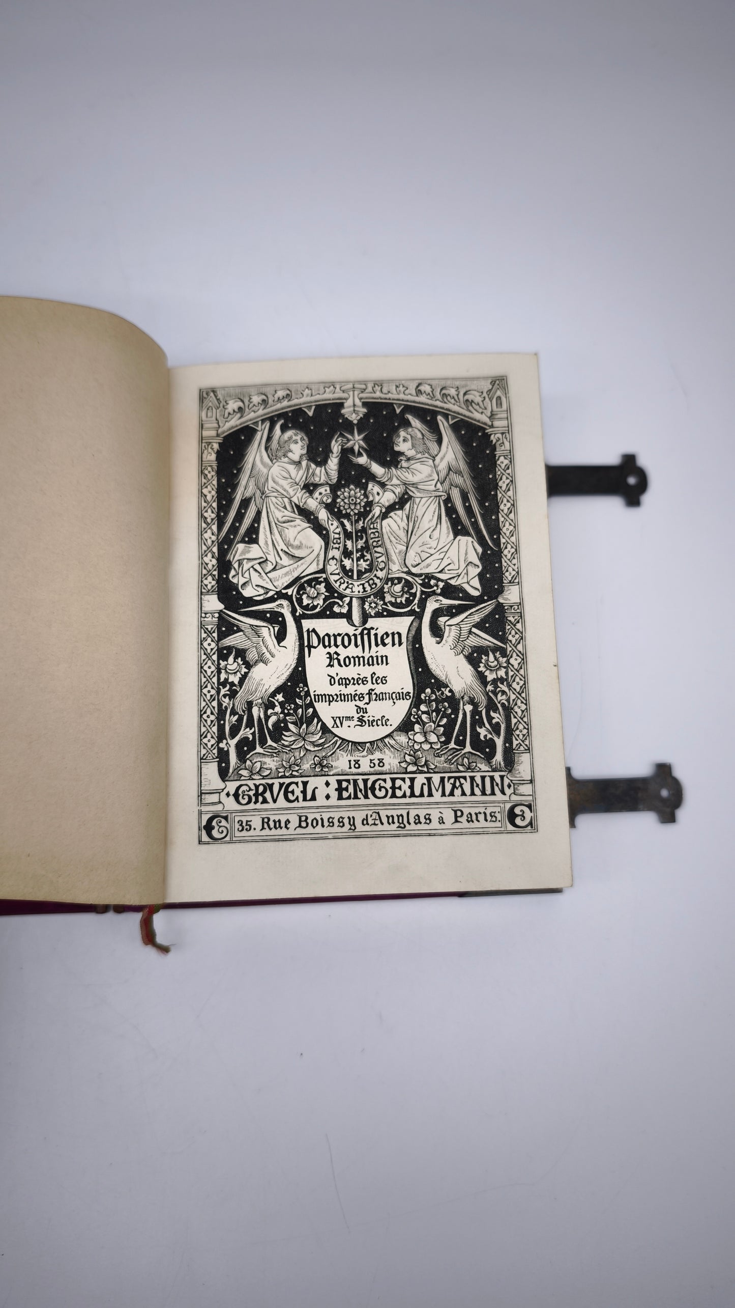 79665 Libro di preghiere con copertina rigida e chiusure in metallo