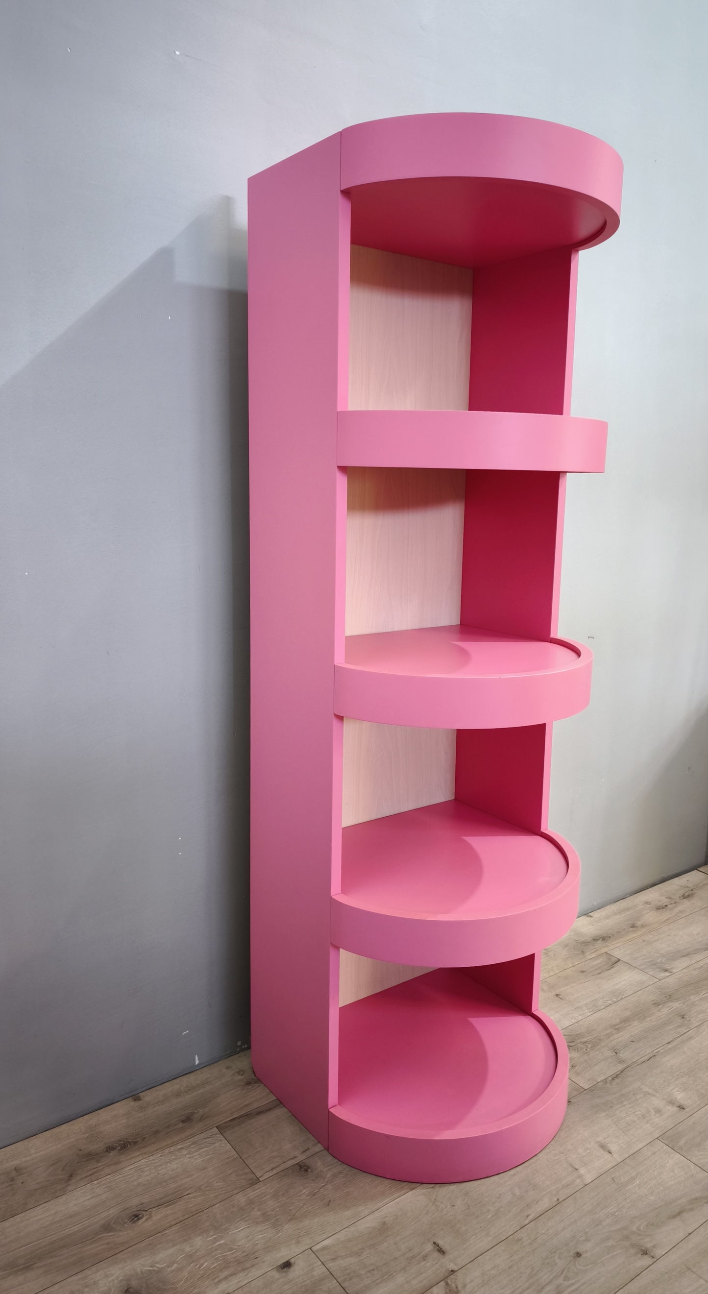 80904 Libreria rosa con quattro ripiani