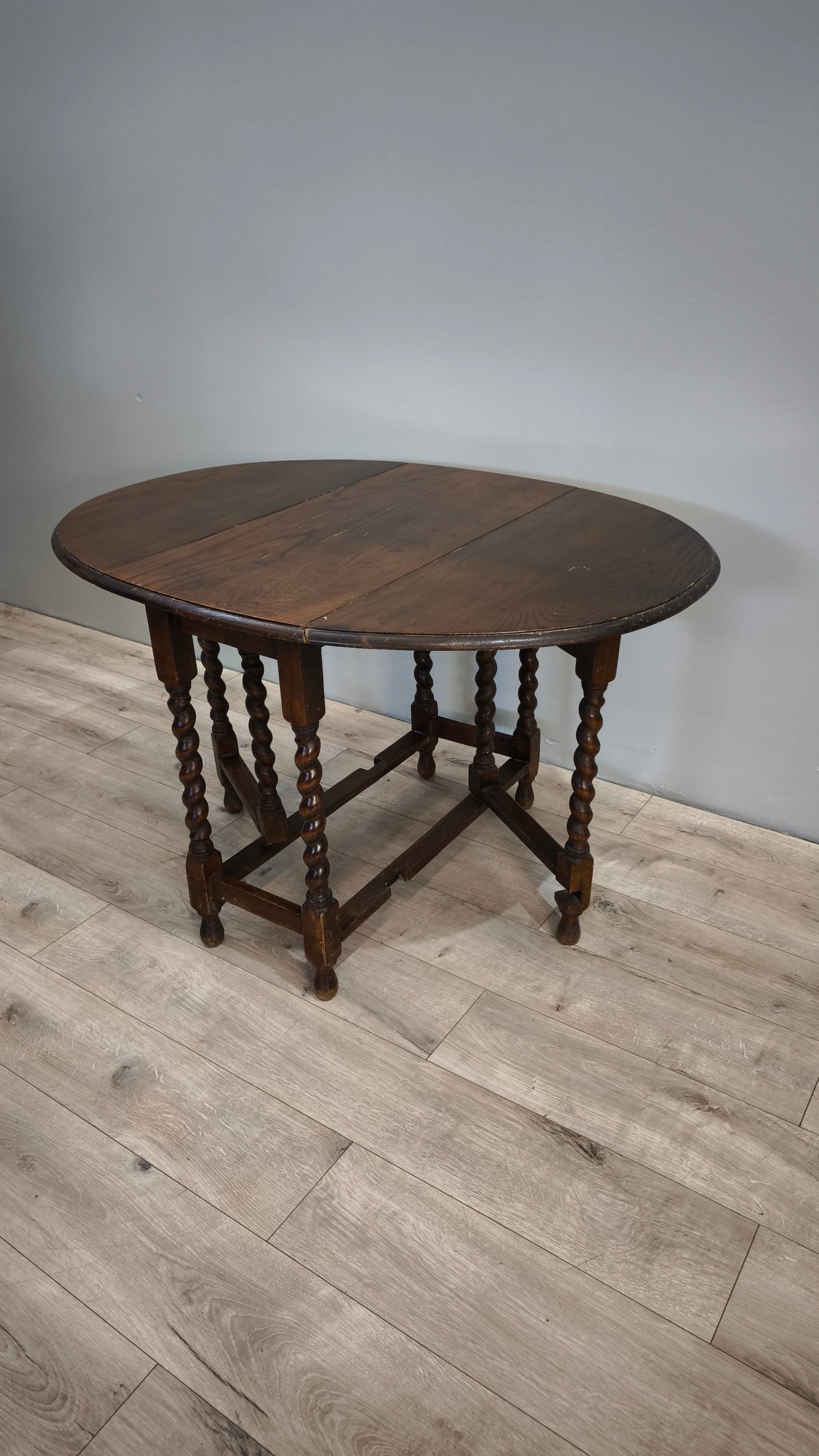 81538 Tavolo a bandelle in legno