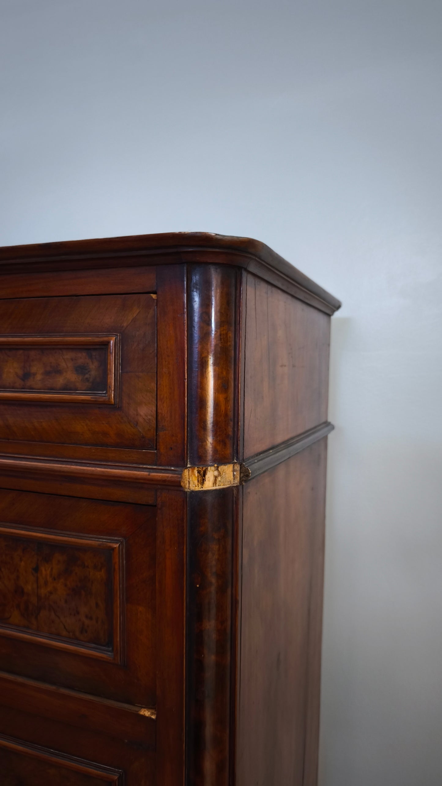 81531 Settimino in legno impiallacciato
