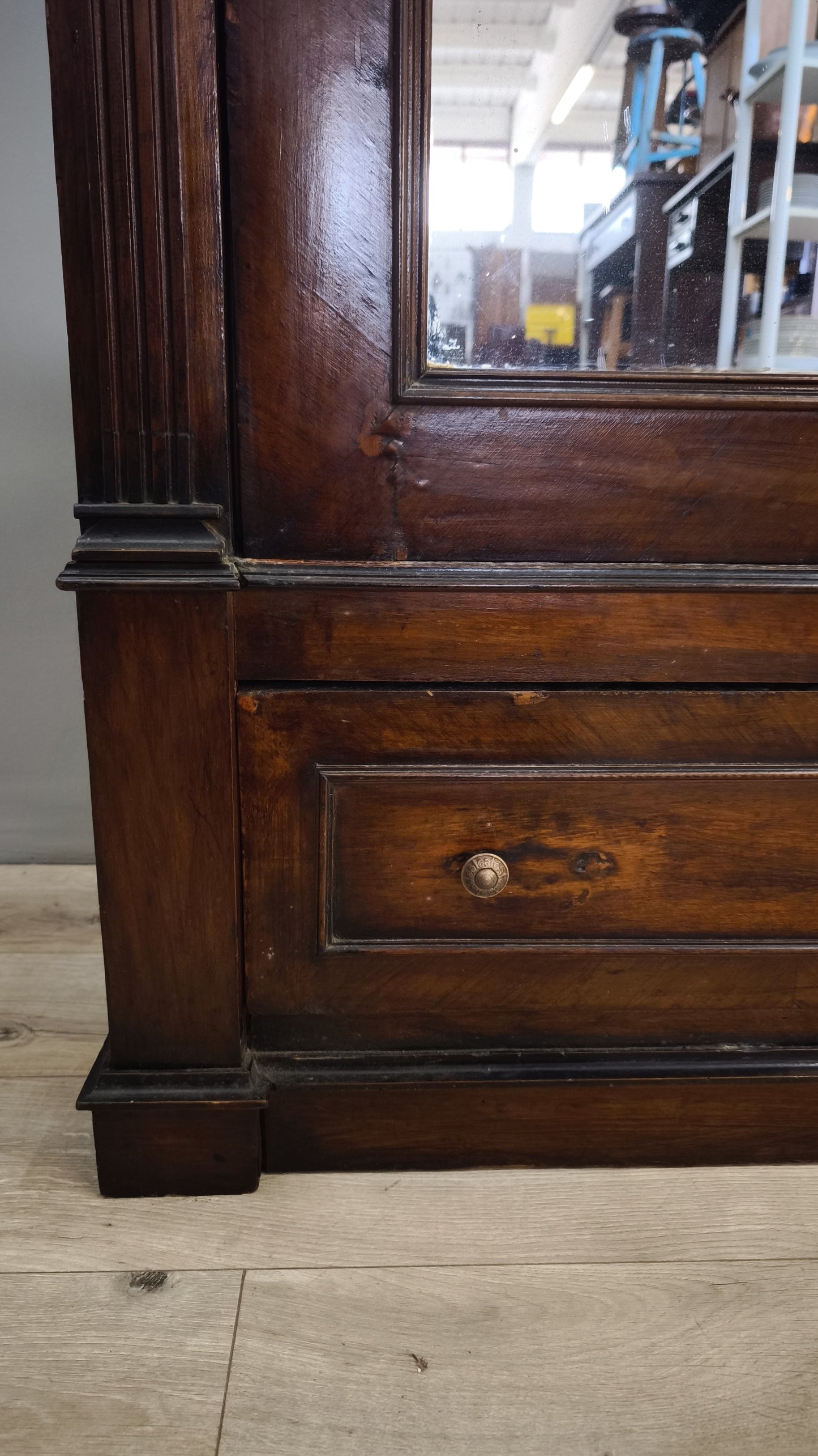 81534 Armadio in legno un' anta a specchio