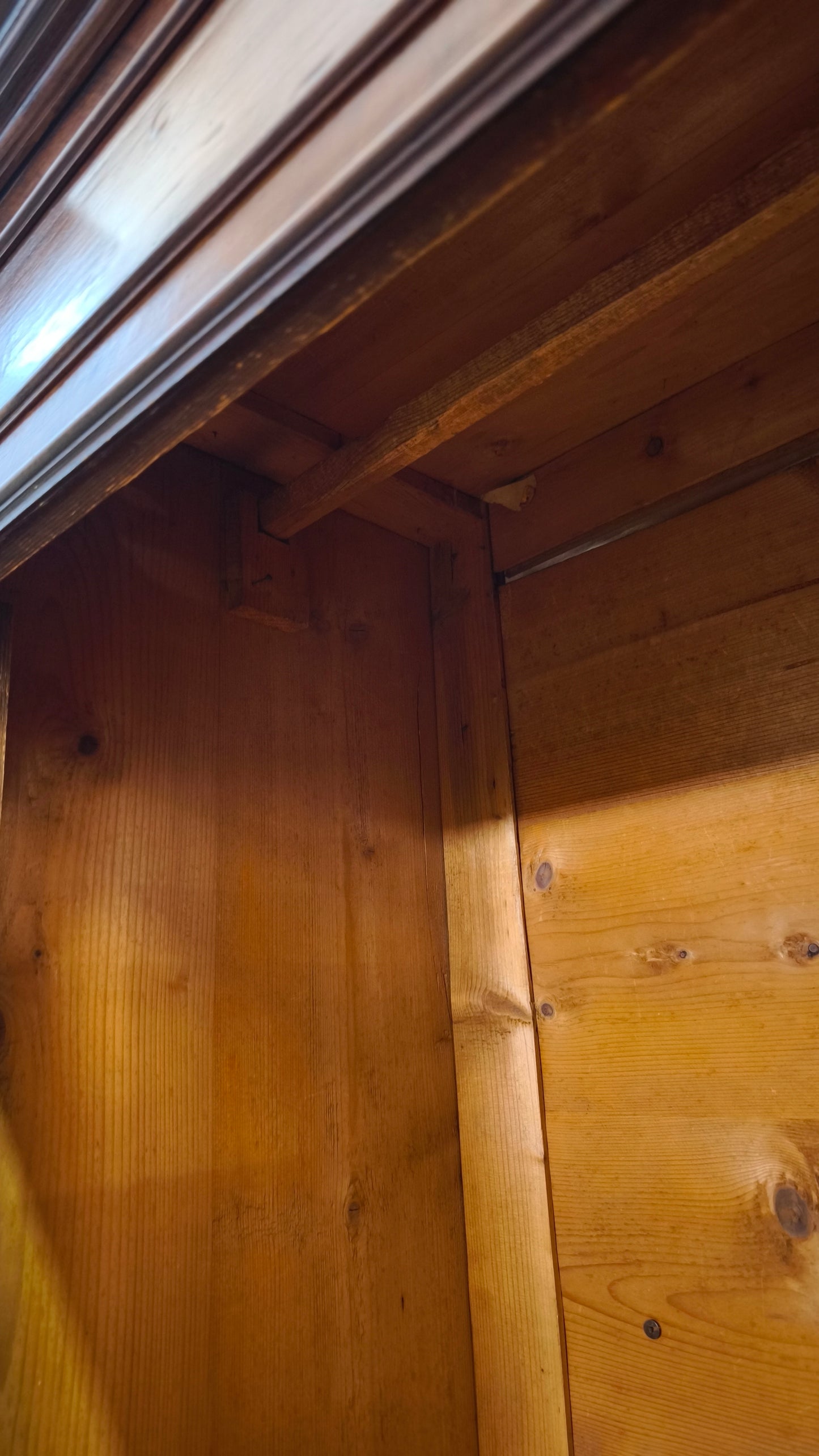 81534 Armadio in legno un' anta a specchio