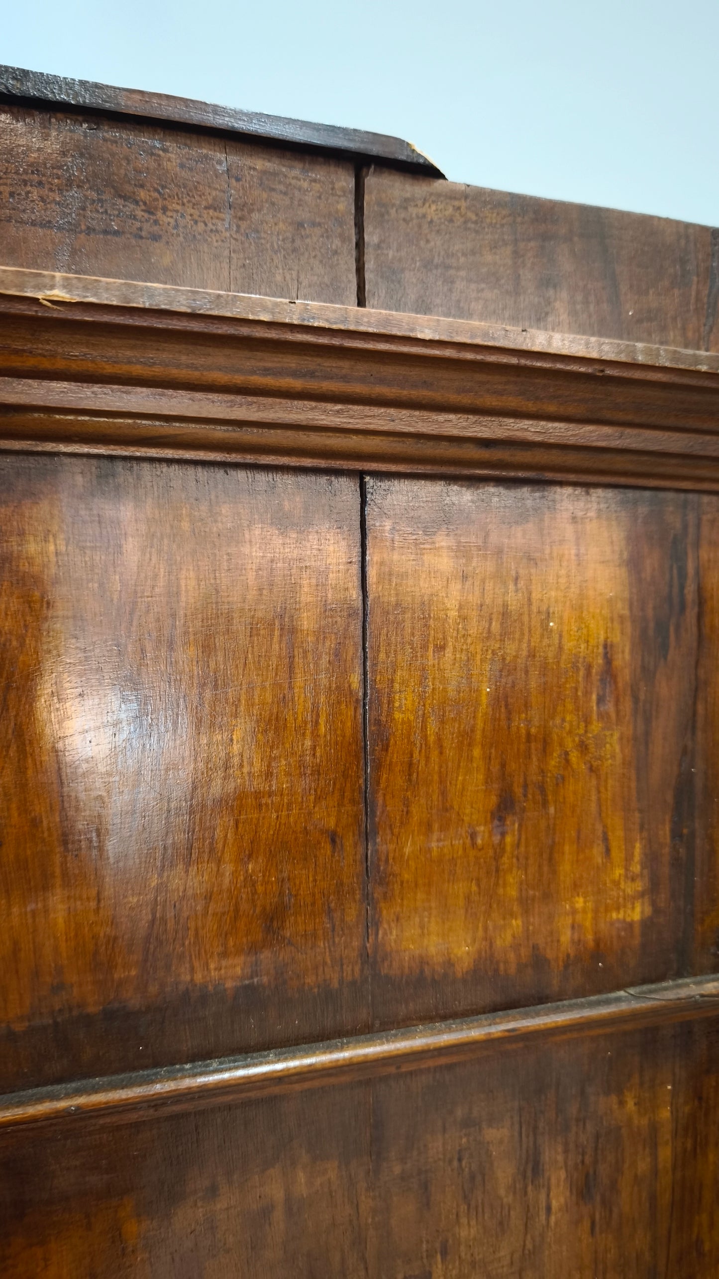 81534 Armadio in legno un' anta a specchio