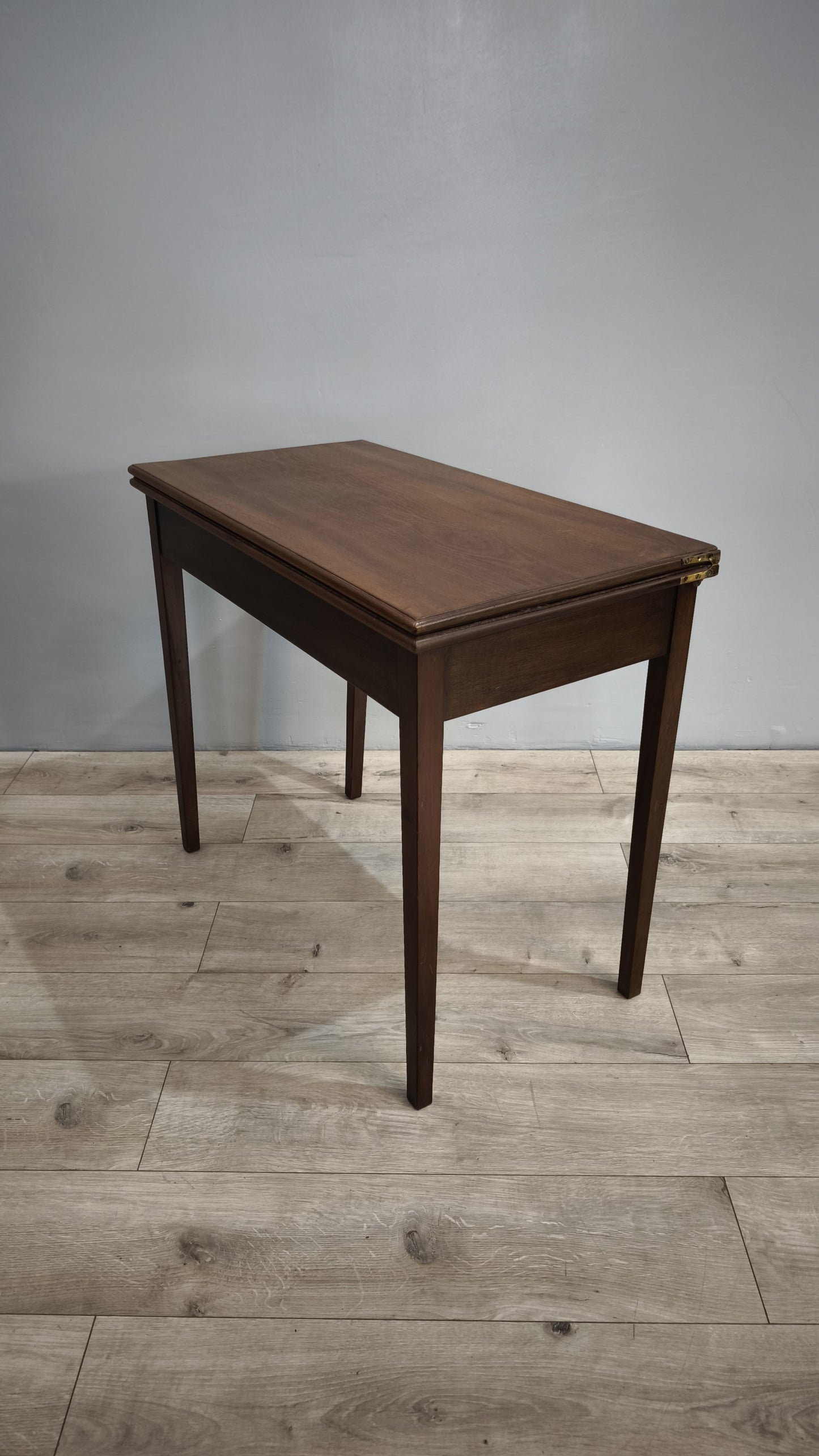 81661 Tavolo da gioco in legno