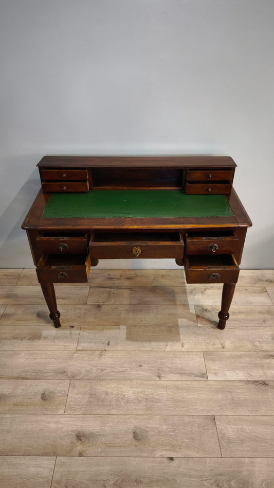 81667 Scrittoio in legno con cassetti e piano verde