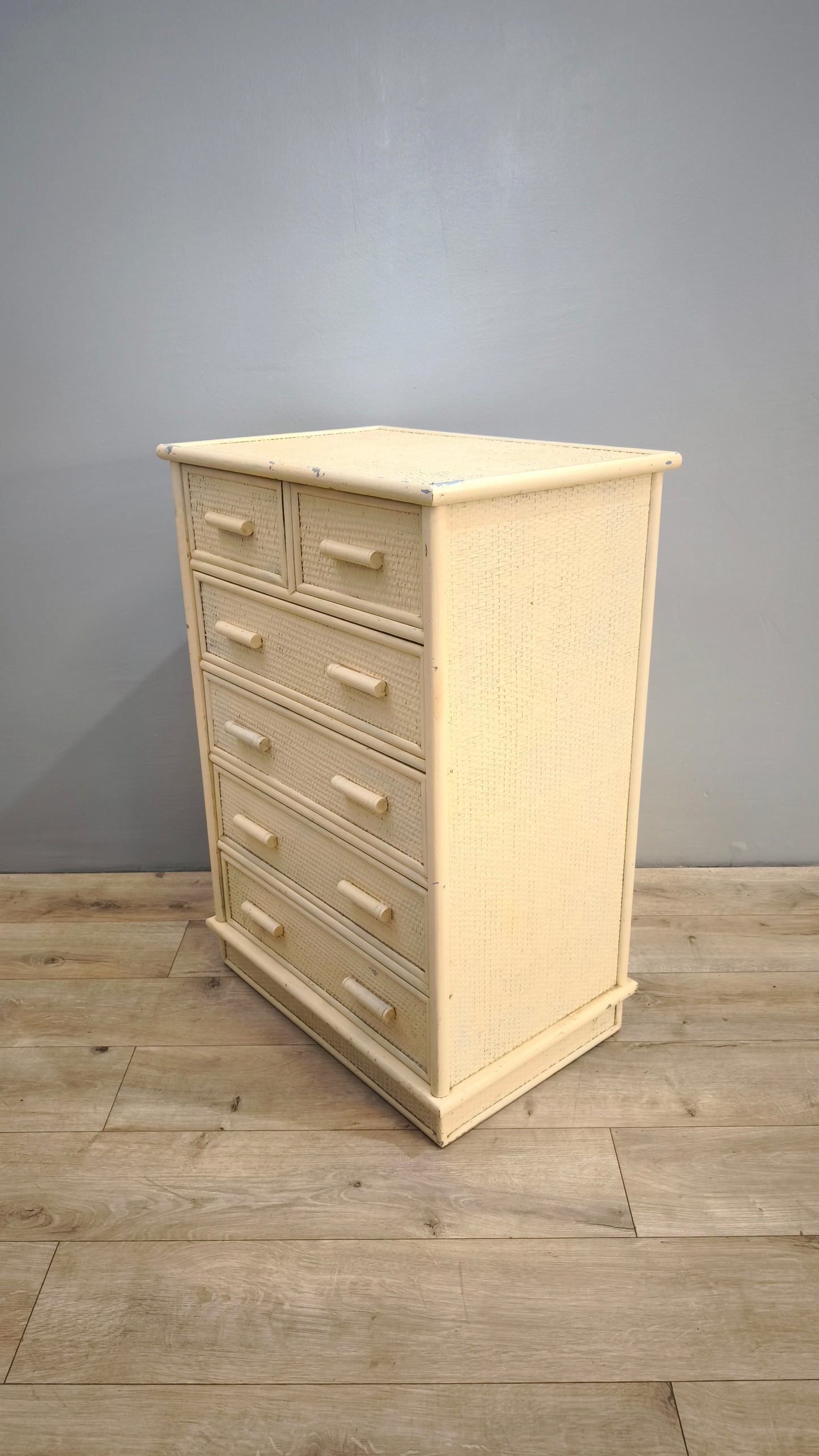 81700 Cassettiera bianca in rattan