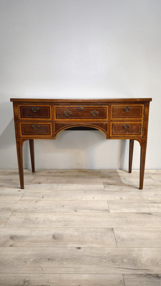 81814 Scrittoio in legno con intarsi