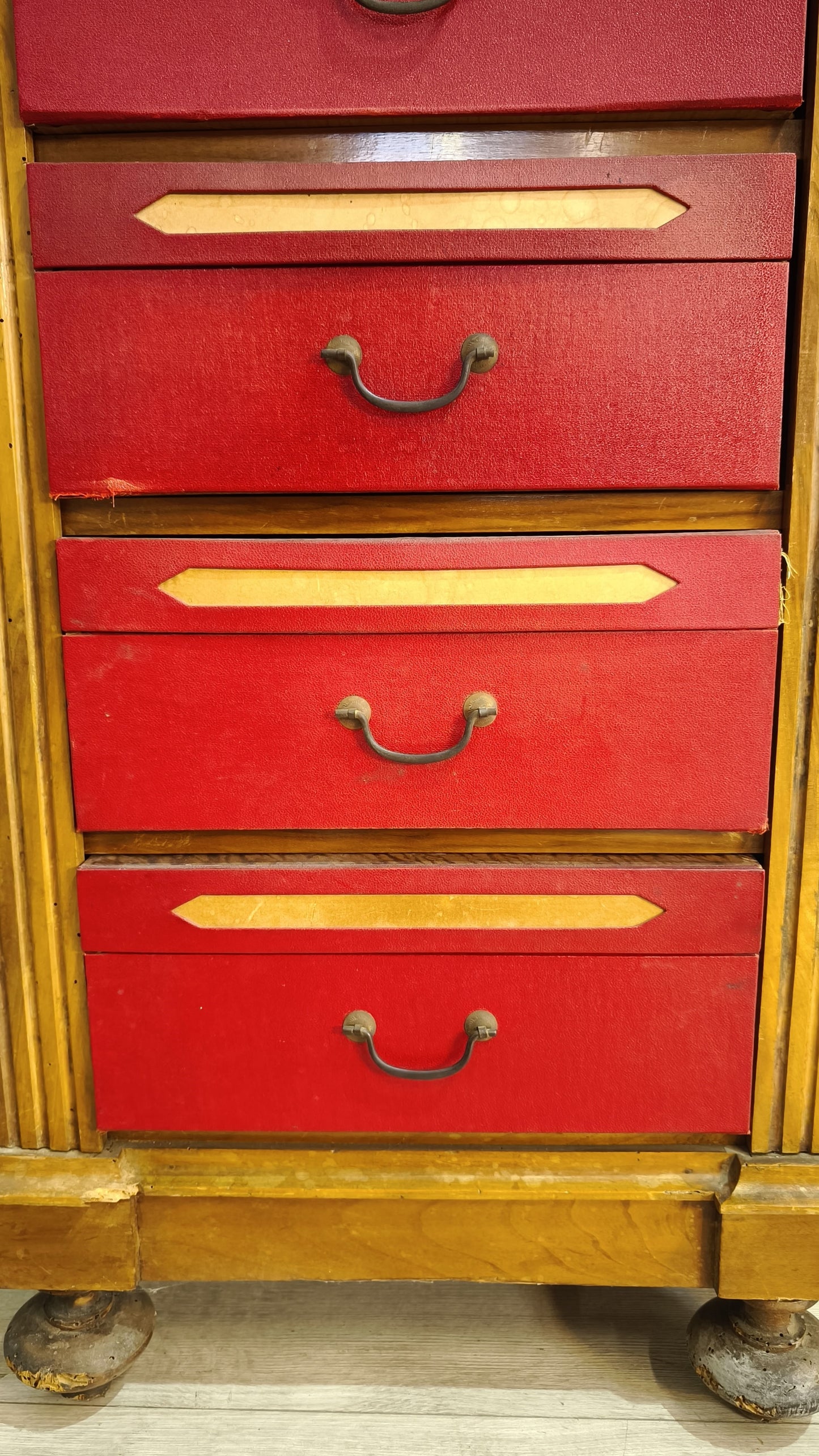 81818 Mobiletto archivio in legno con cassetti portadocumenti