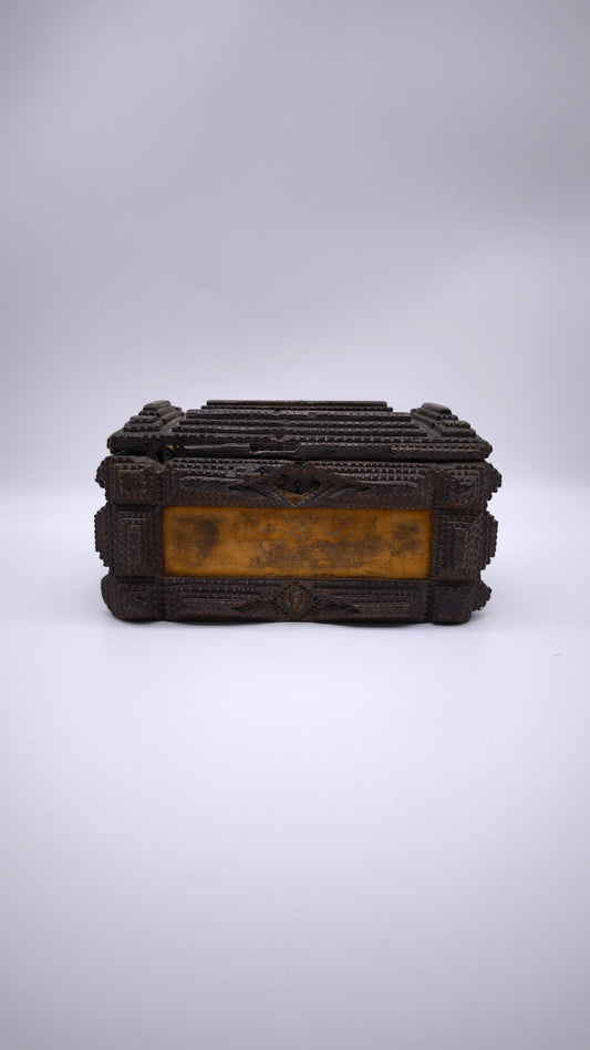 81709 Scatola Tramp Art, XIX secolo