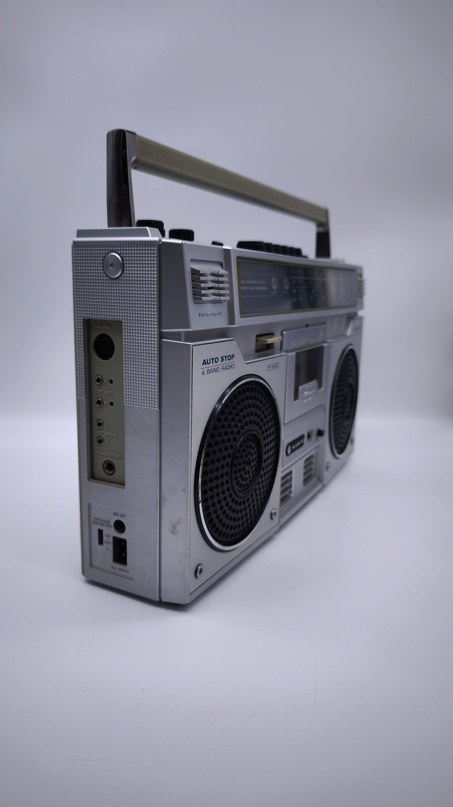 81849 Stereo vintage portatile Sanyo M9921LU