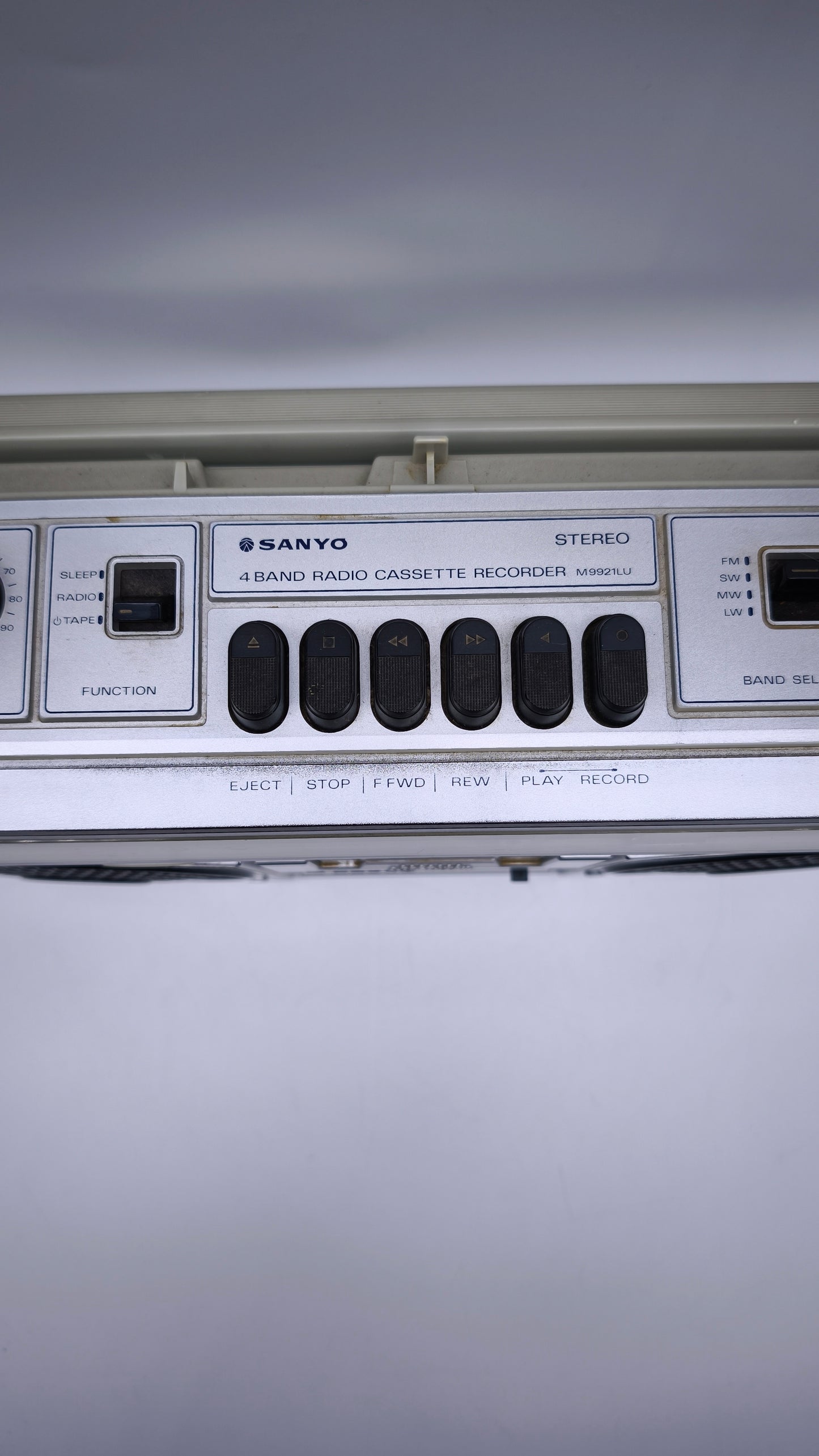81849 Stereo vintage portatile Sanyo M9921LU