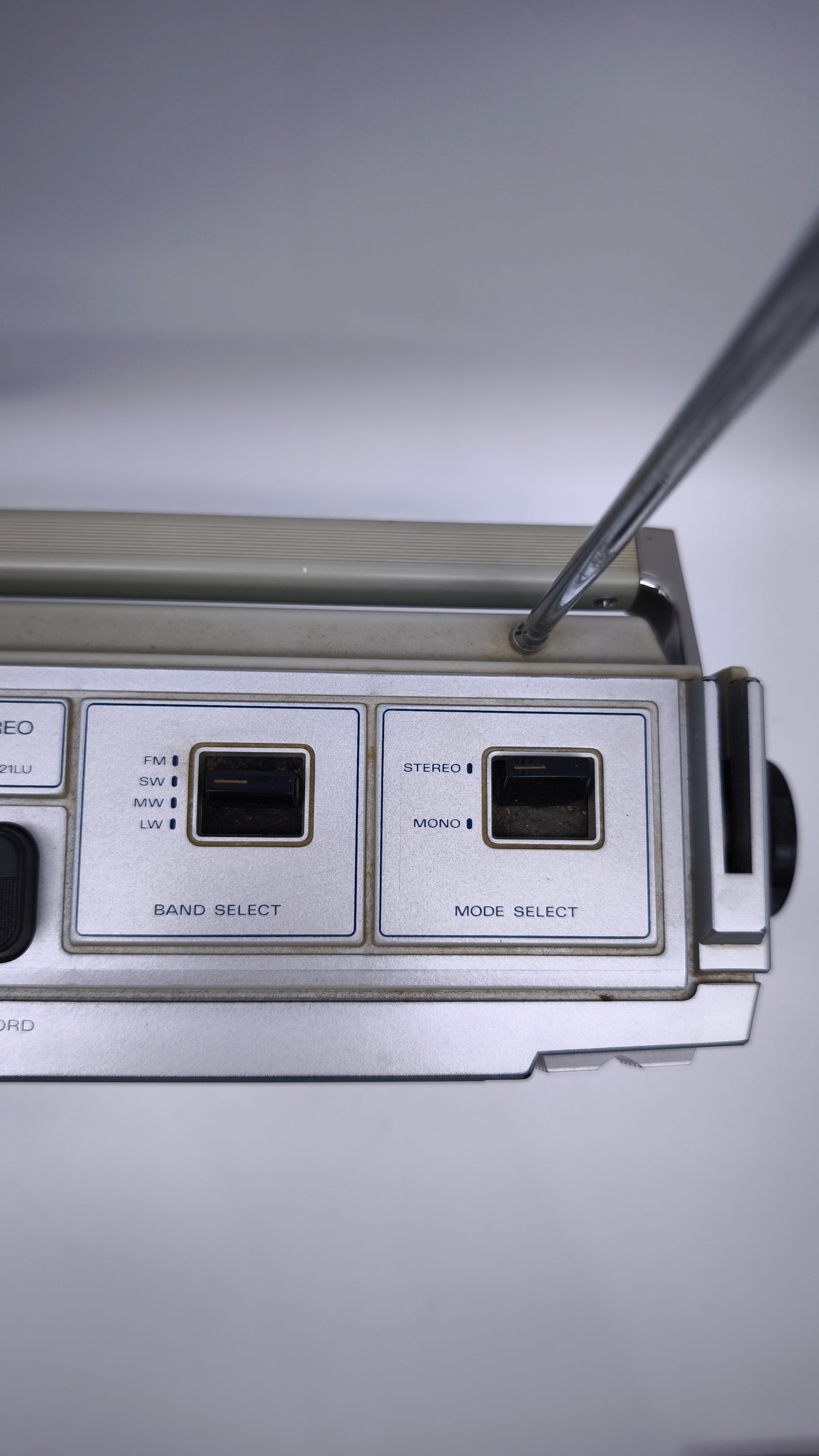 81849 Stereo vintage portatile Sanyo M9921LU