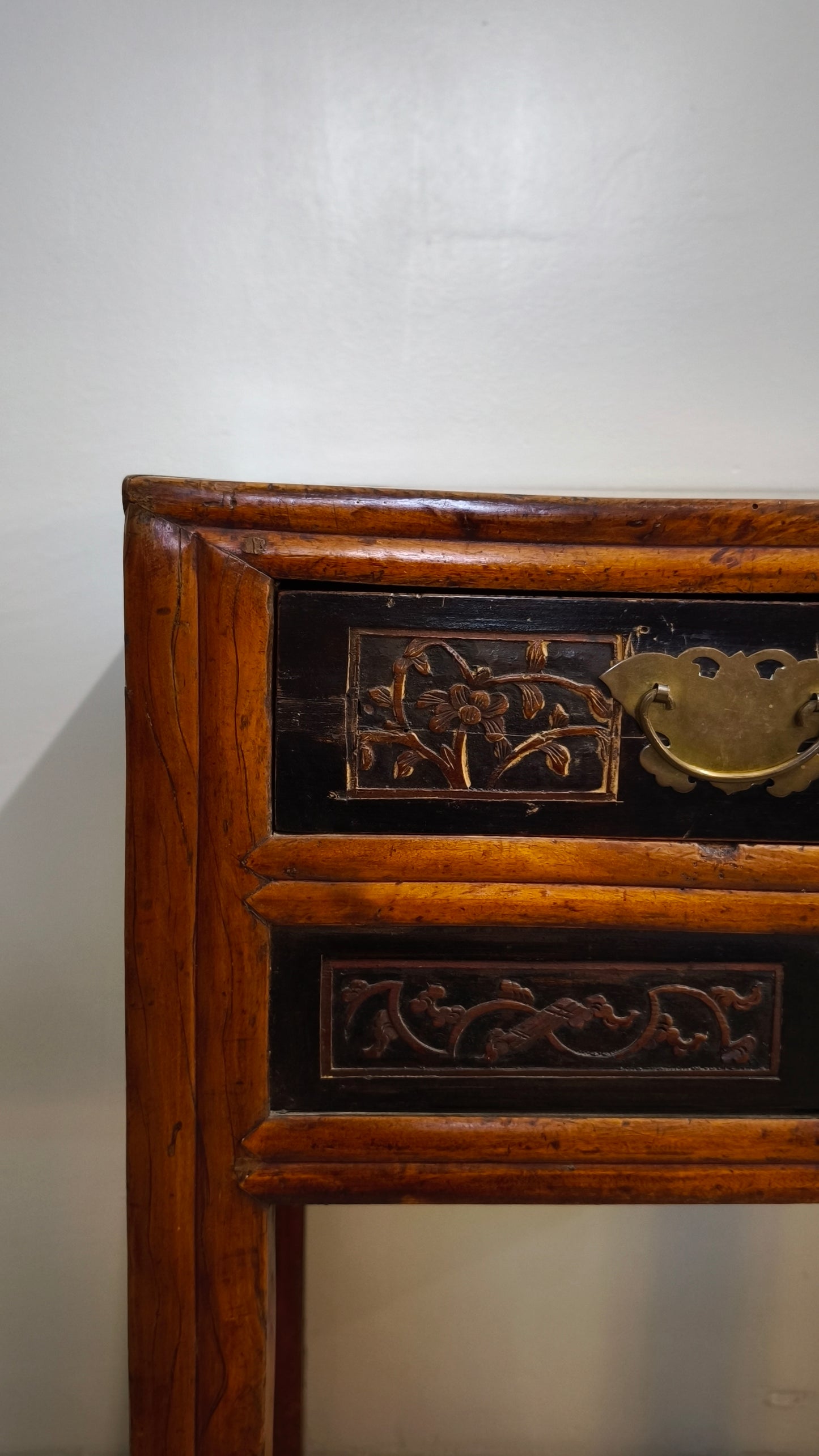 82100 Scrittoio cinese in legno massello
