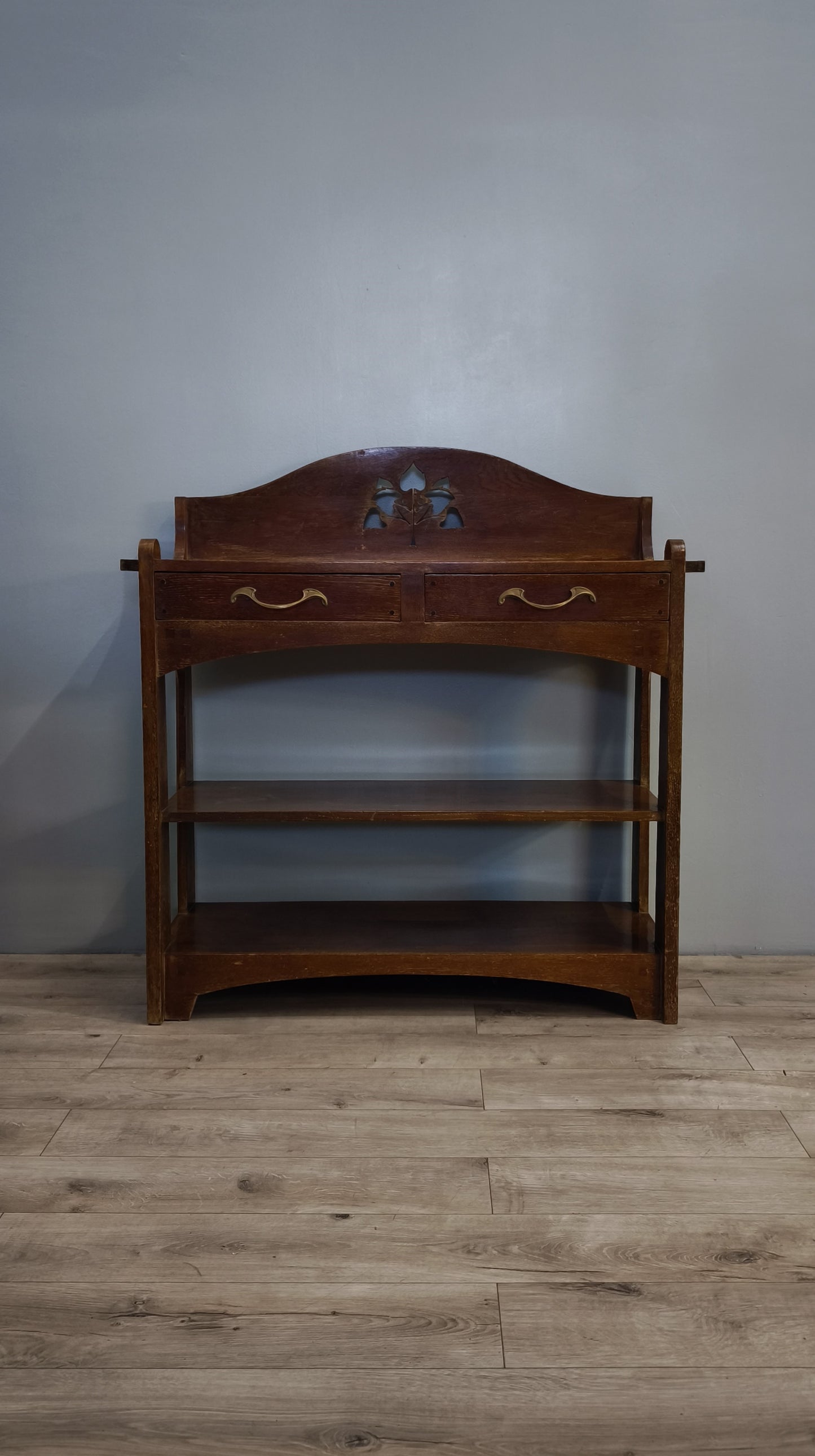 82101 Console in legno di rovere stile Liberty