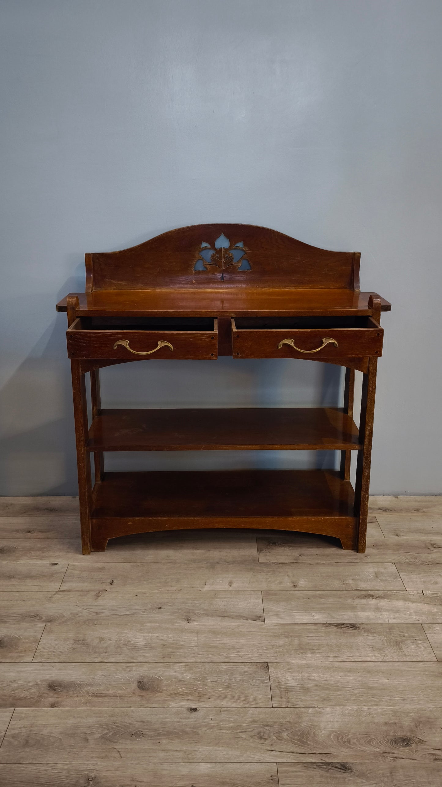 82101 Console in legno di rovere stile Liberty