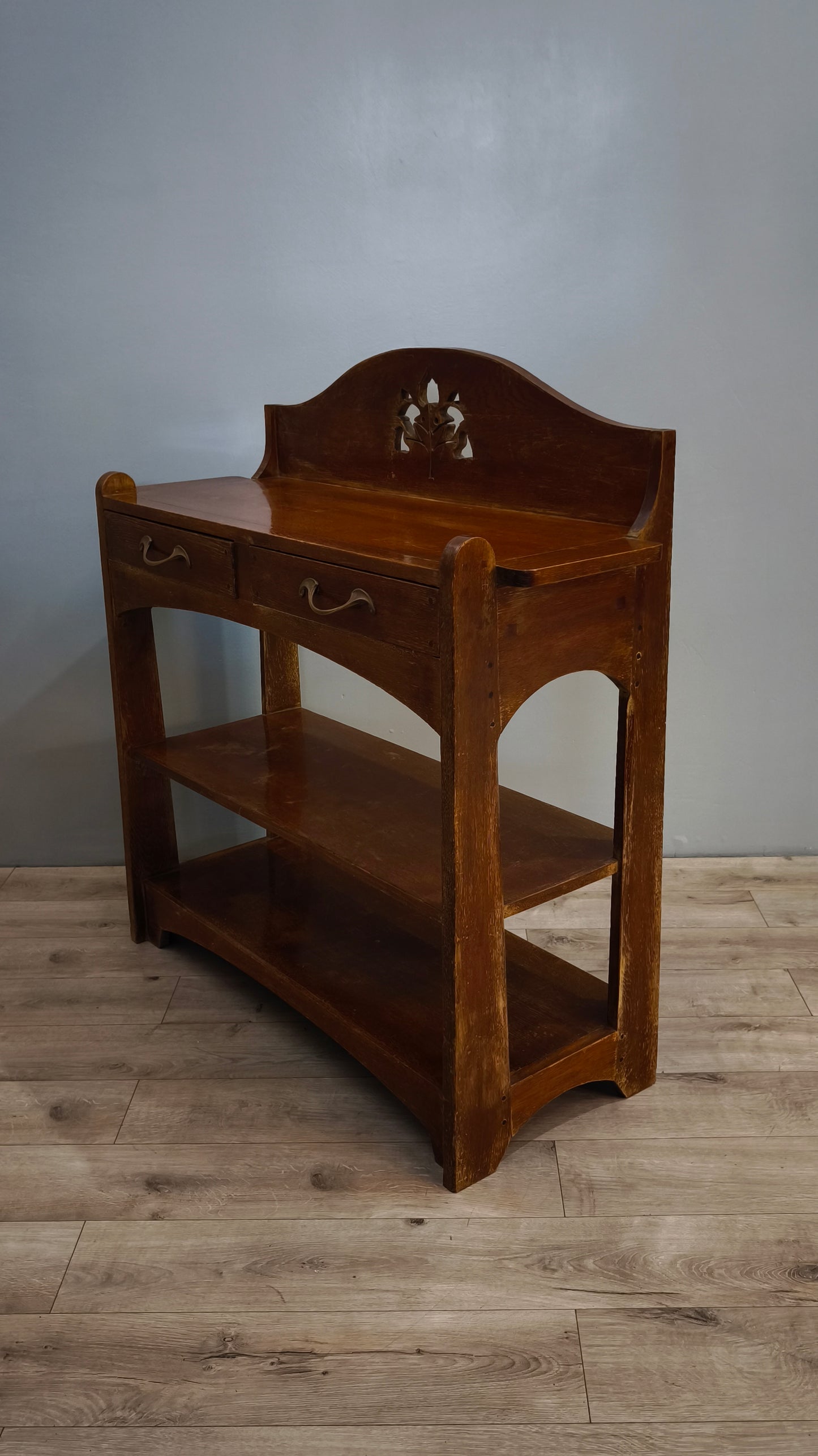 82101 Console in legno di rovere stile Liberty