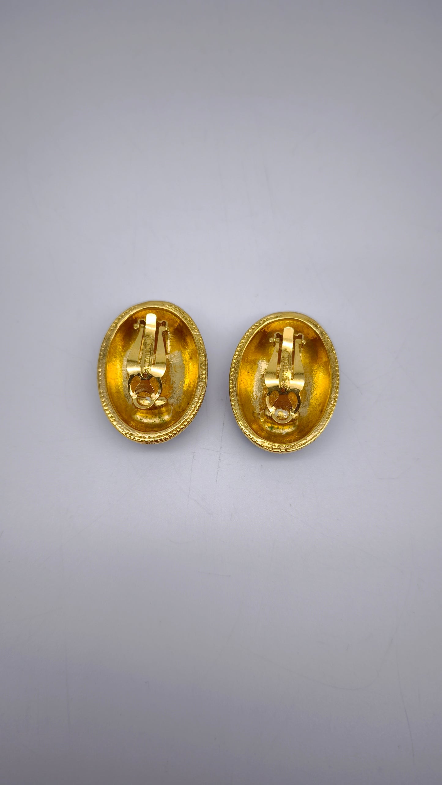 82035 Orecchini clip vintage Nina Ricci, anni '80