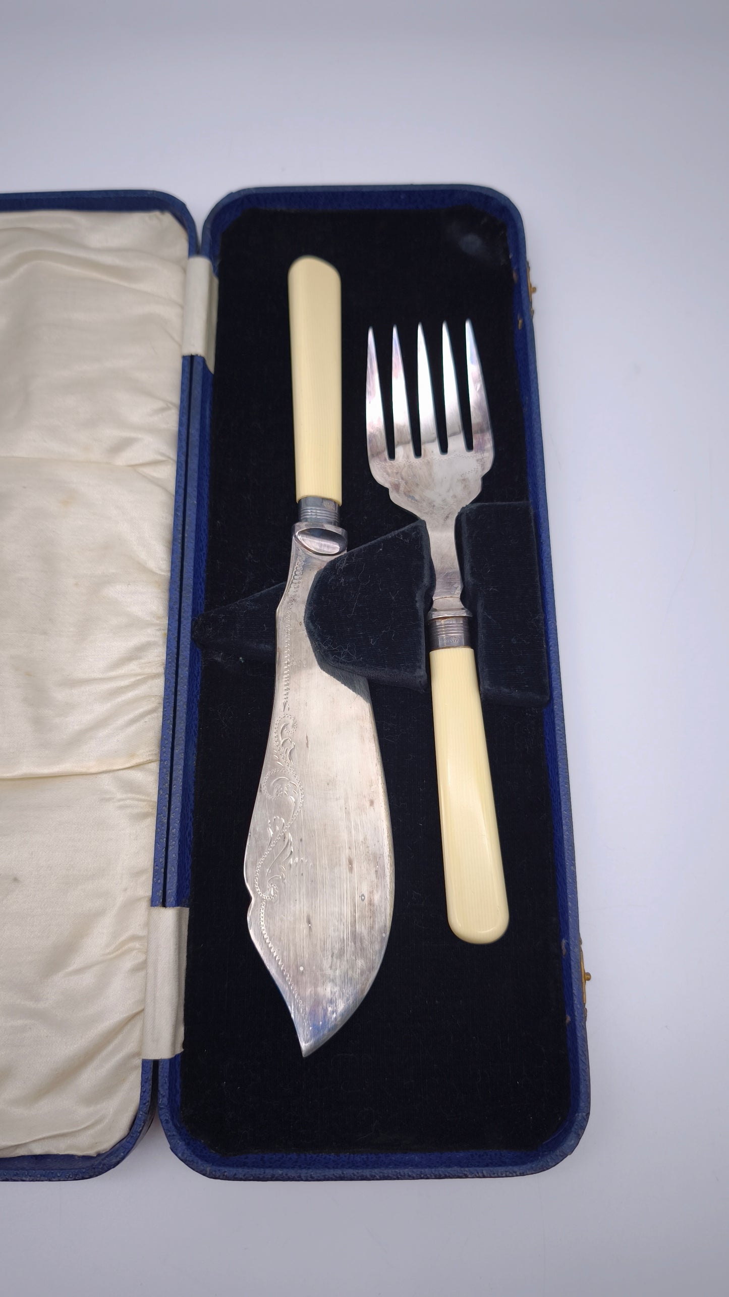 82141 Coppia di posate silver plated da portata da pesce