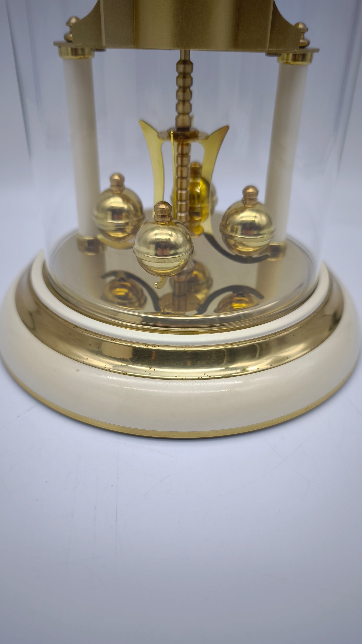 82033 Orologio da tavolo Royal con campana in vetro