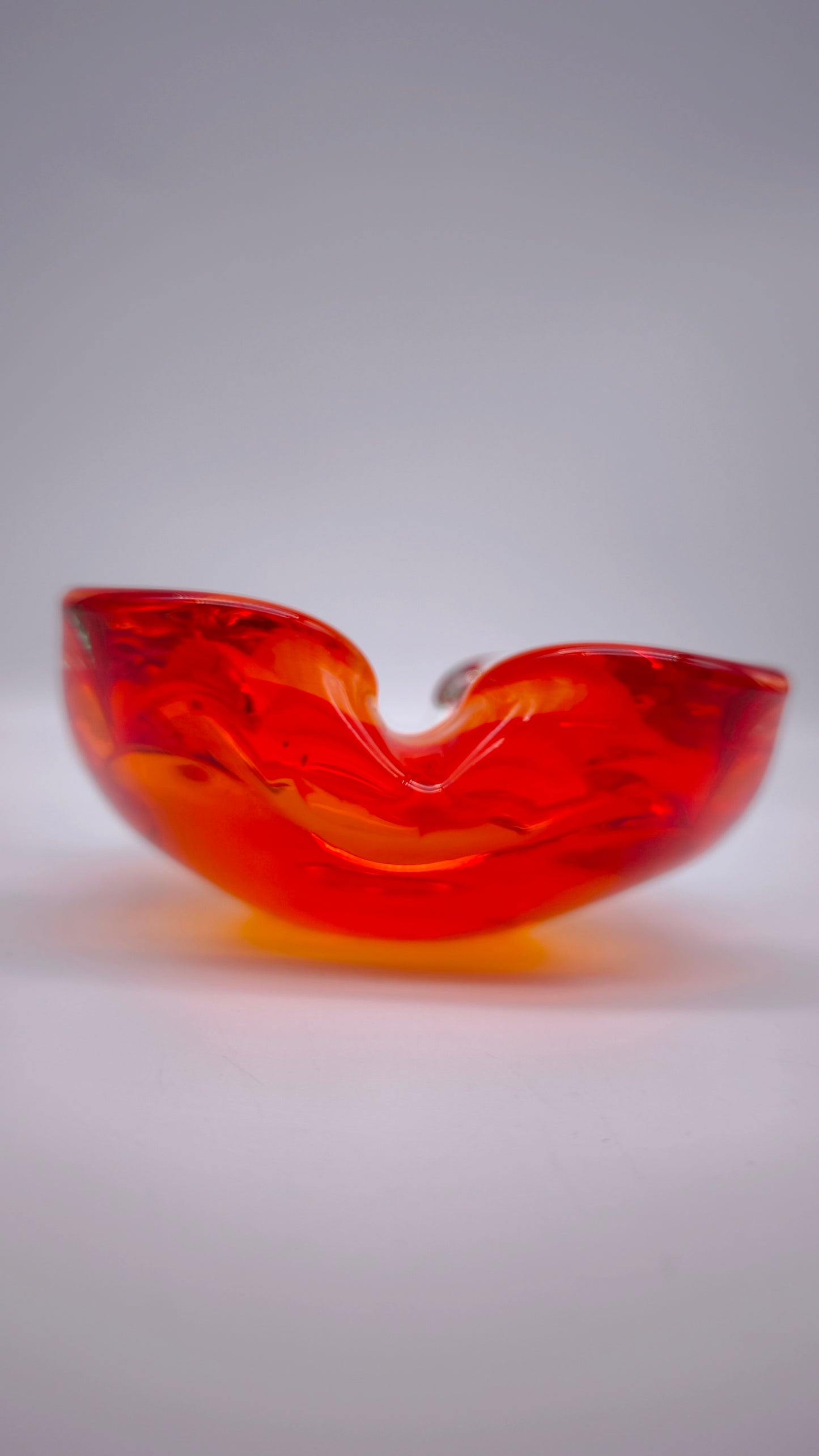 82018 Porta cenere in vetro di Murano rosso