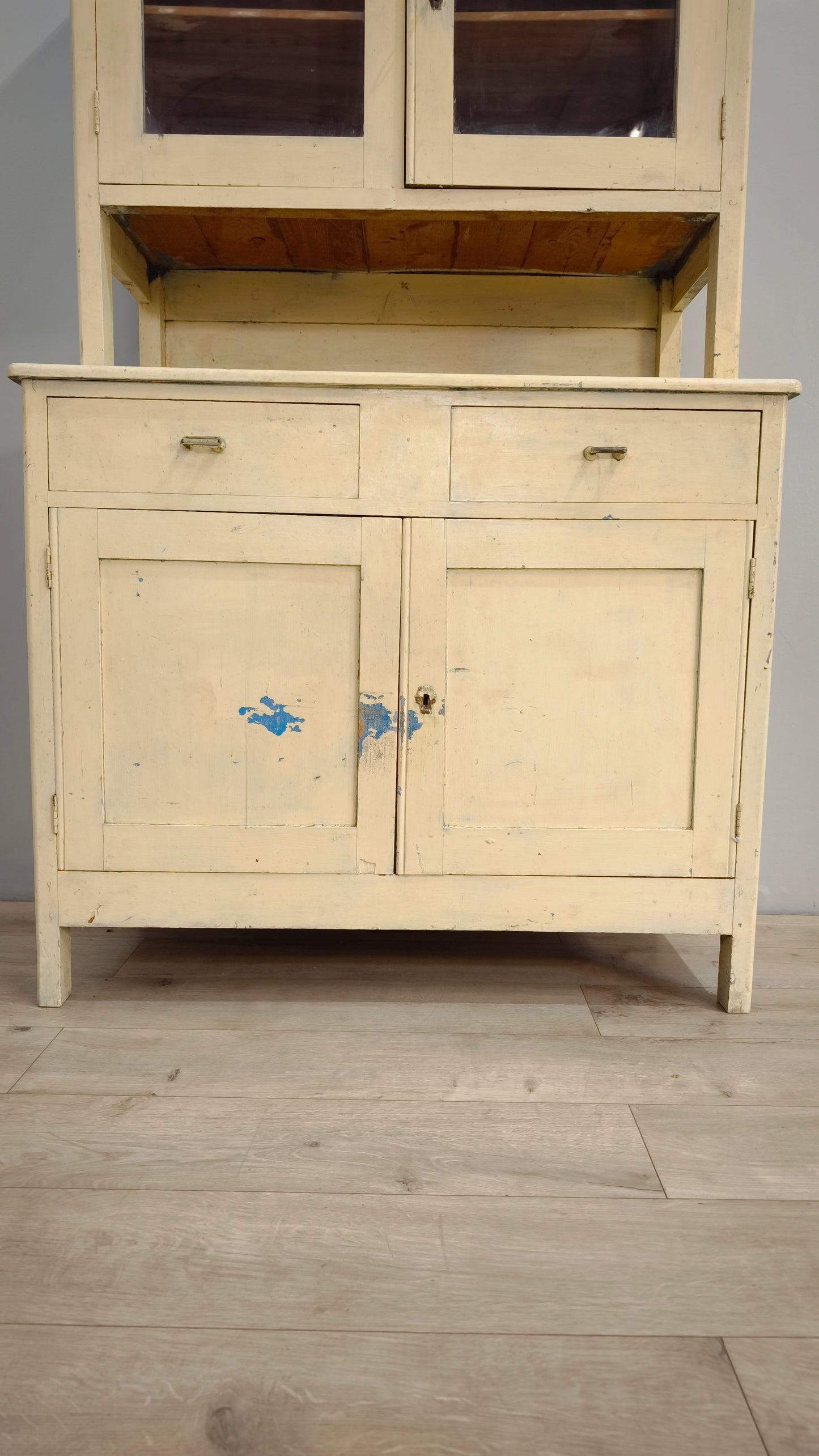 82116 Credenza bianca con due sportelli