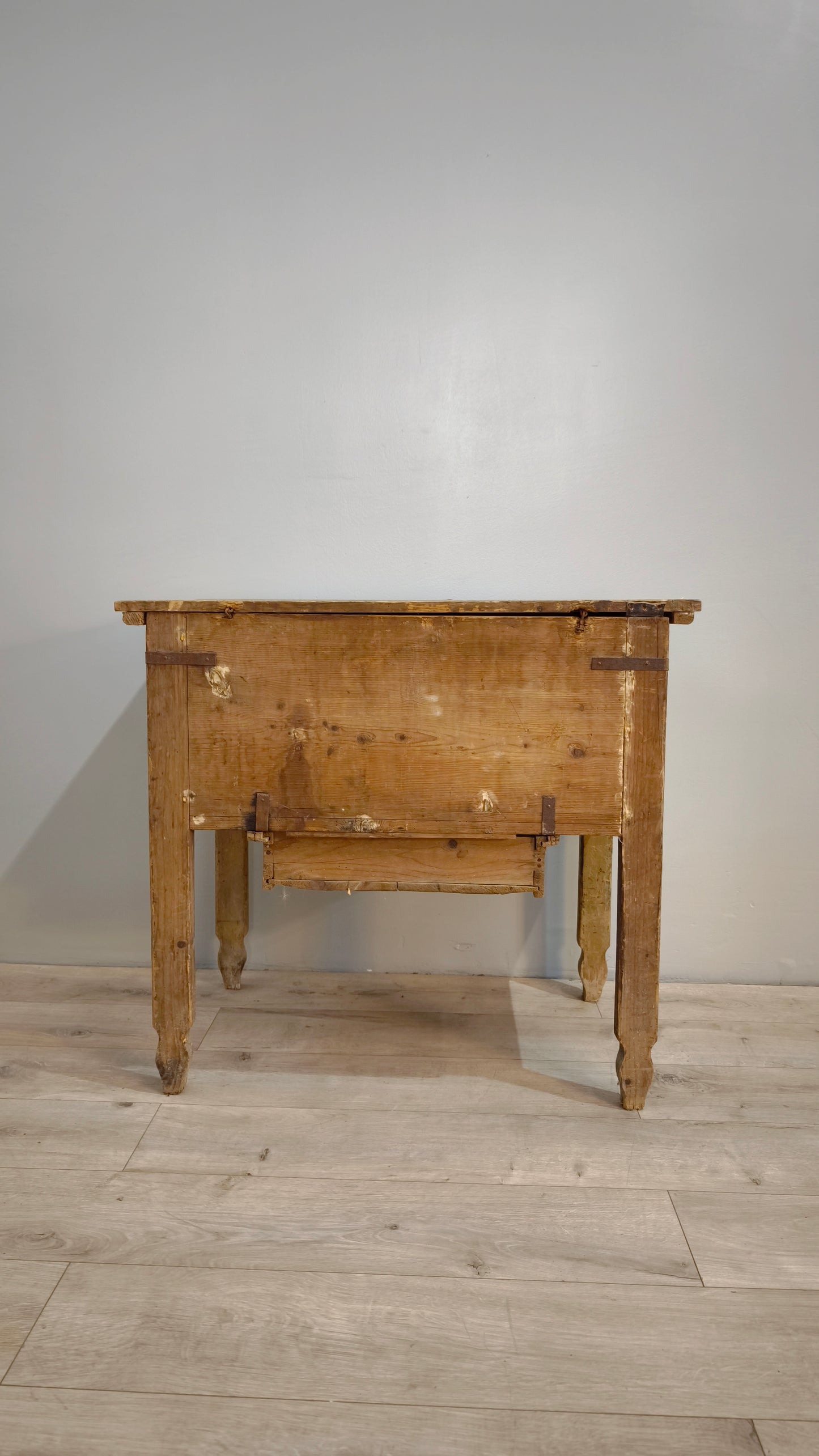82119 Piccola madia rustica