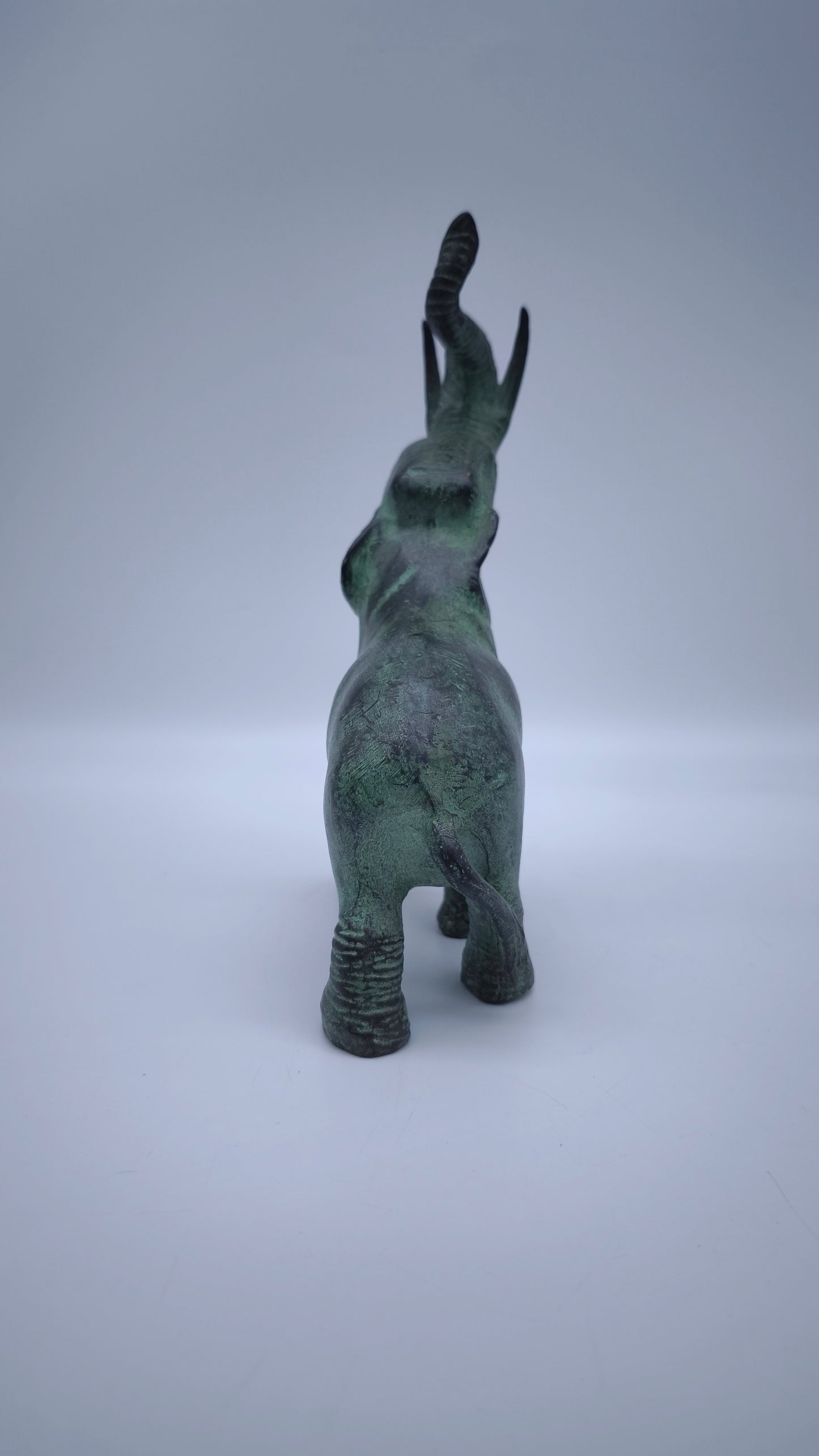 82329 Elefante in bronzo