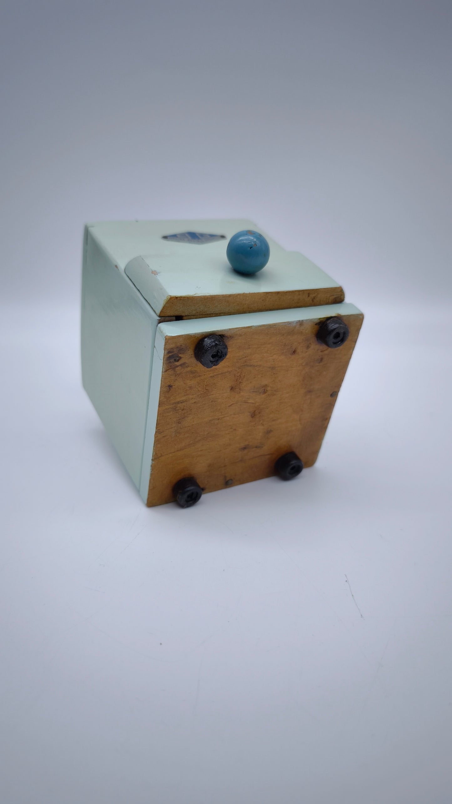 82376 Macinino vintage BG in legno e acciaio
