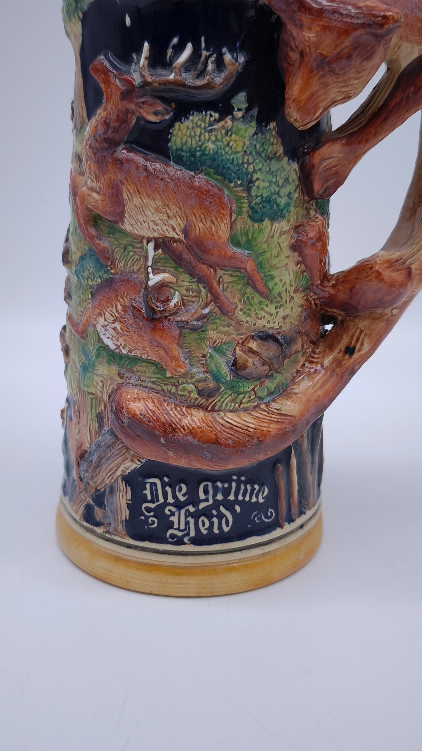 82357 Boccale da birra in terracotta con coperchio in metallo
