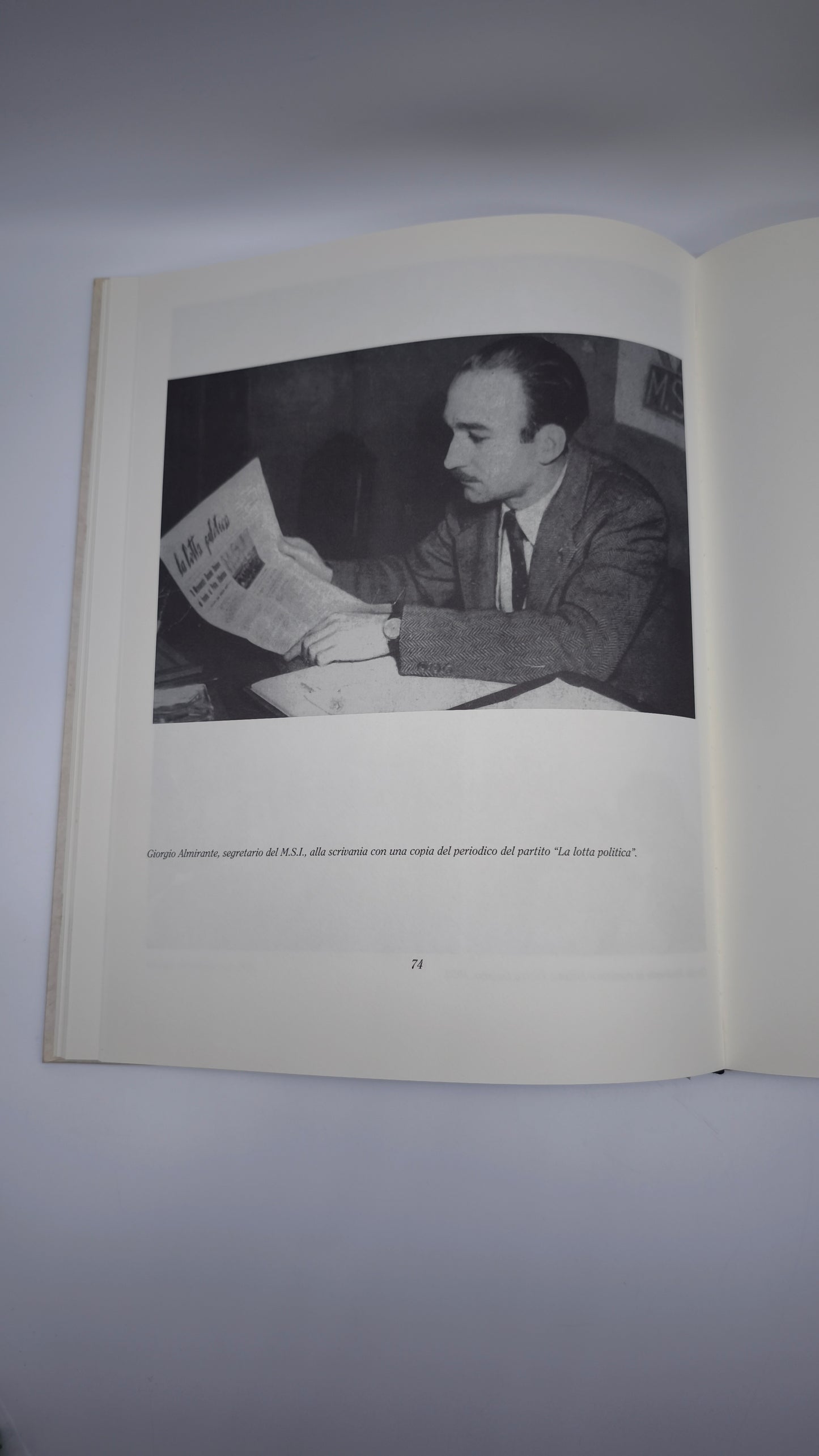 81949 Sandro Forte, Giorgio Almirante, Politica e vita, Alba, Field Educational Italia