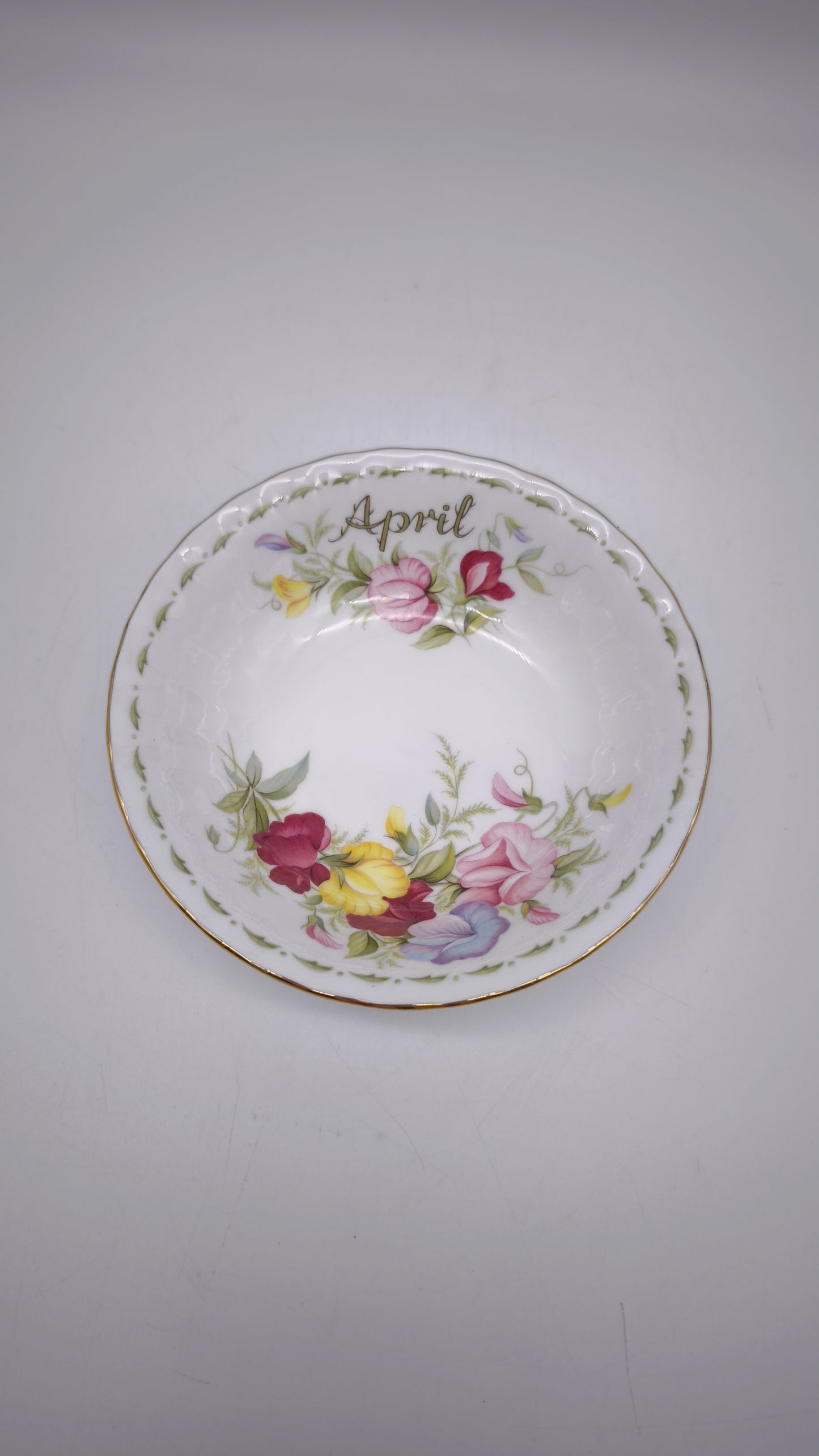 82526 Ciotolina in ceramica Royal Albert 1970, Flower of the month series, Sweet Pea, April