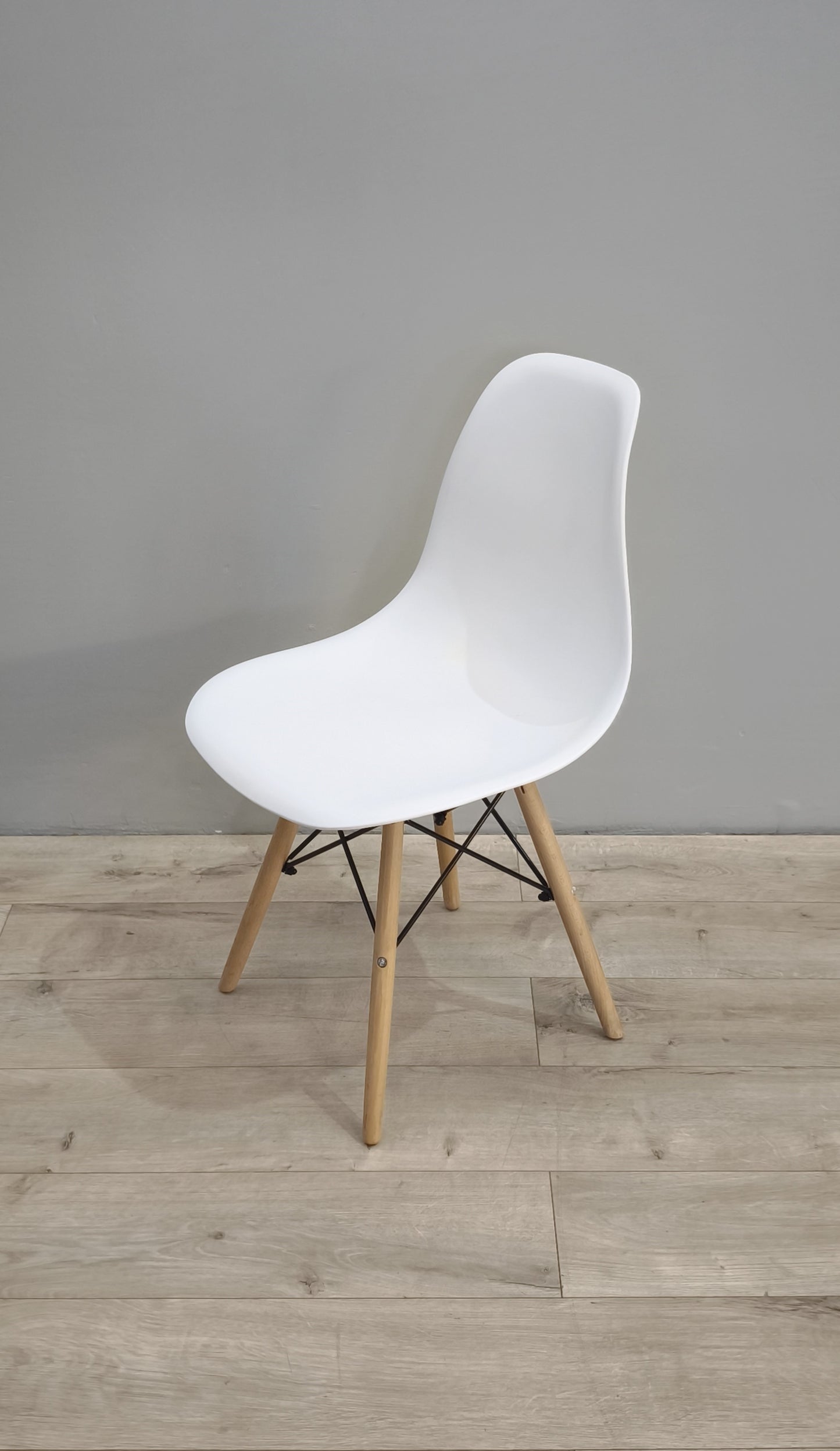 82513 Sedia bianca Ikea