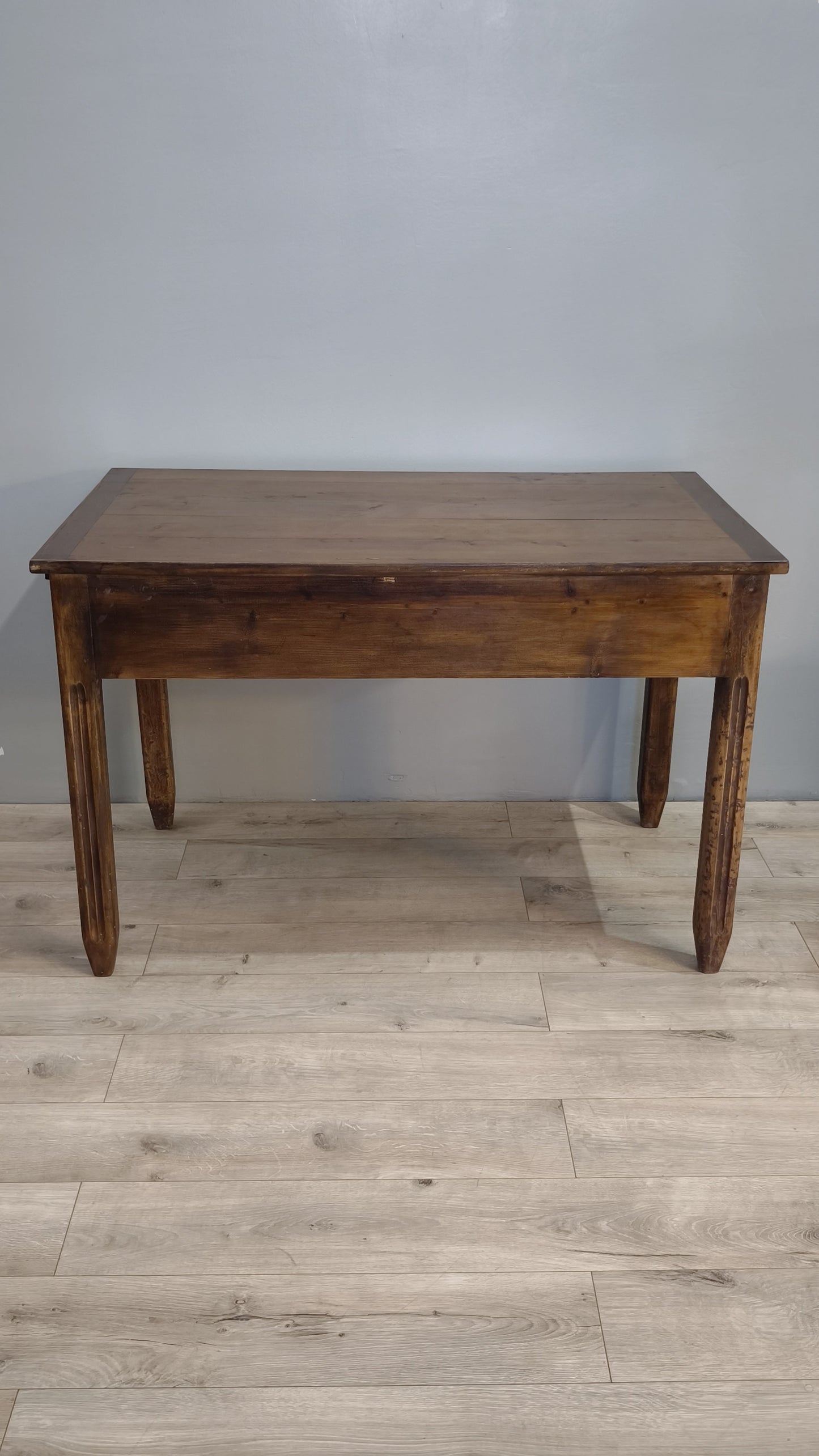 82475 Tavolo madia in legno massello con cassetto frontale