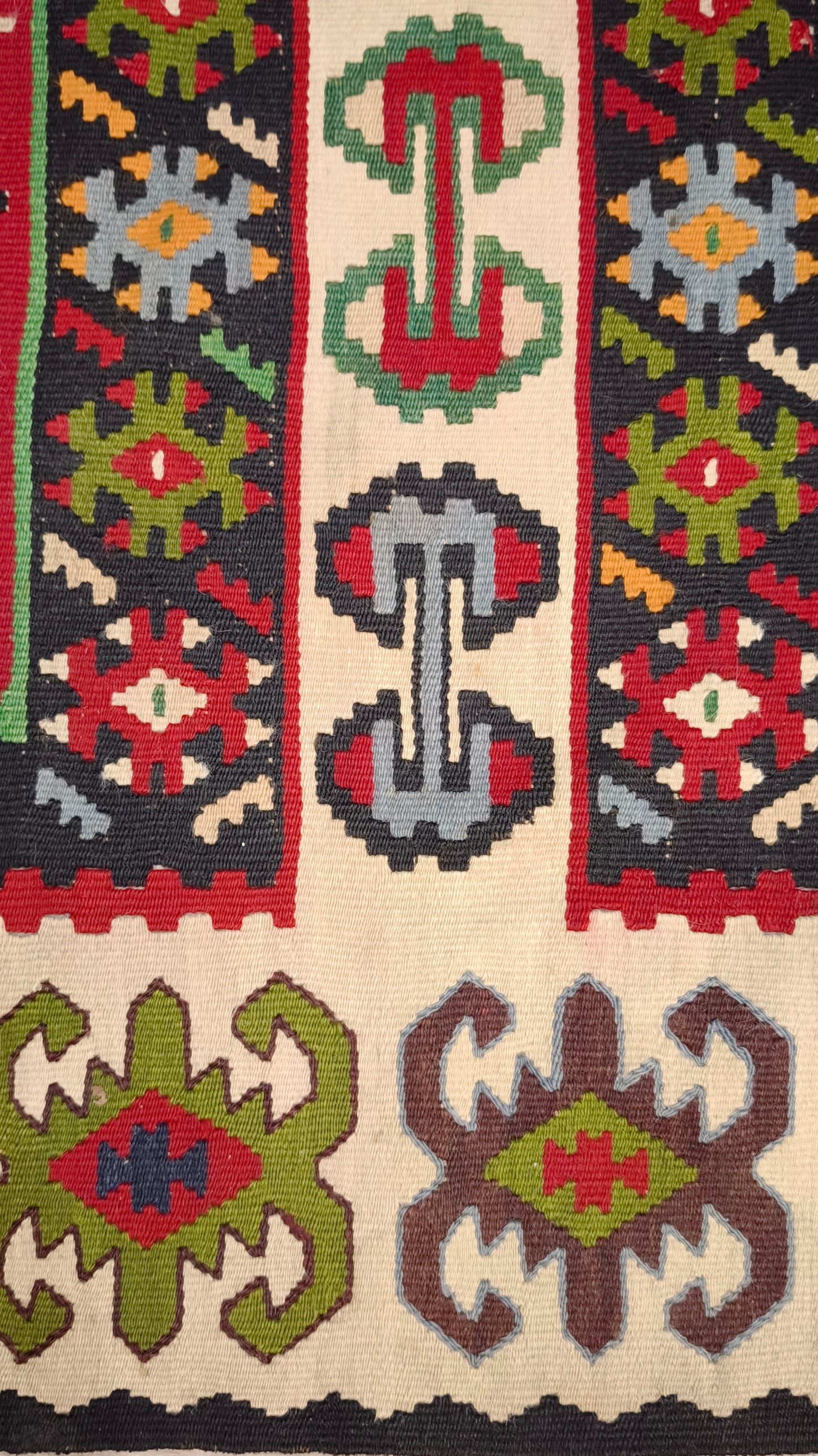 82624 Tappeto Kilim in vari colori
