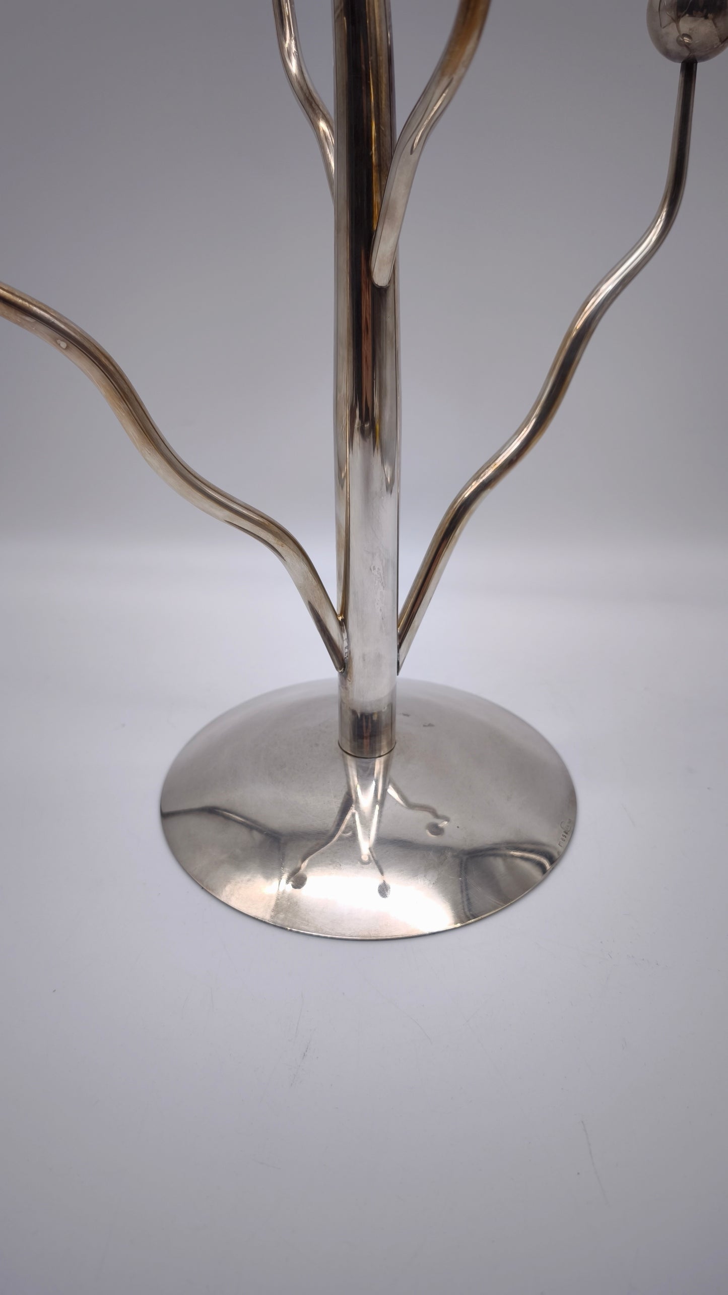 82607 Candelabro in metallo argentato Mesa Italy, anni '80