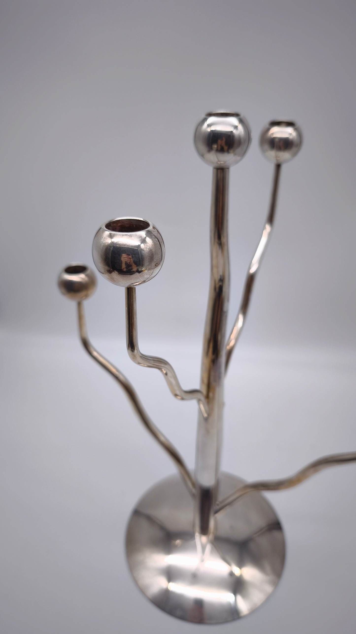 82607 Candelabro in metallo argentato Mesa Italy, anni '80