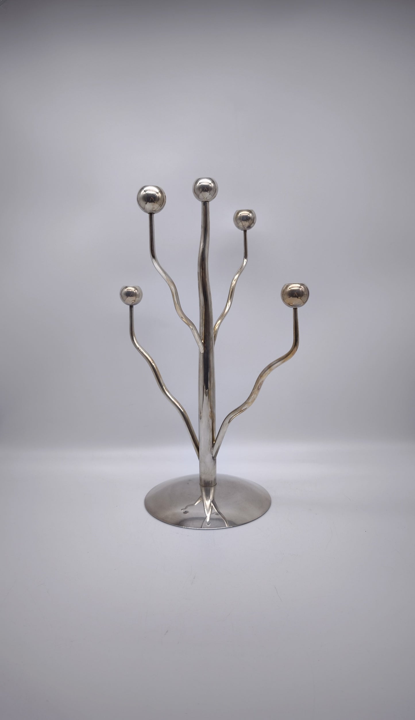 82607 Candelabro in metallo argentato Mesa Italy, anni '80