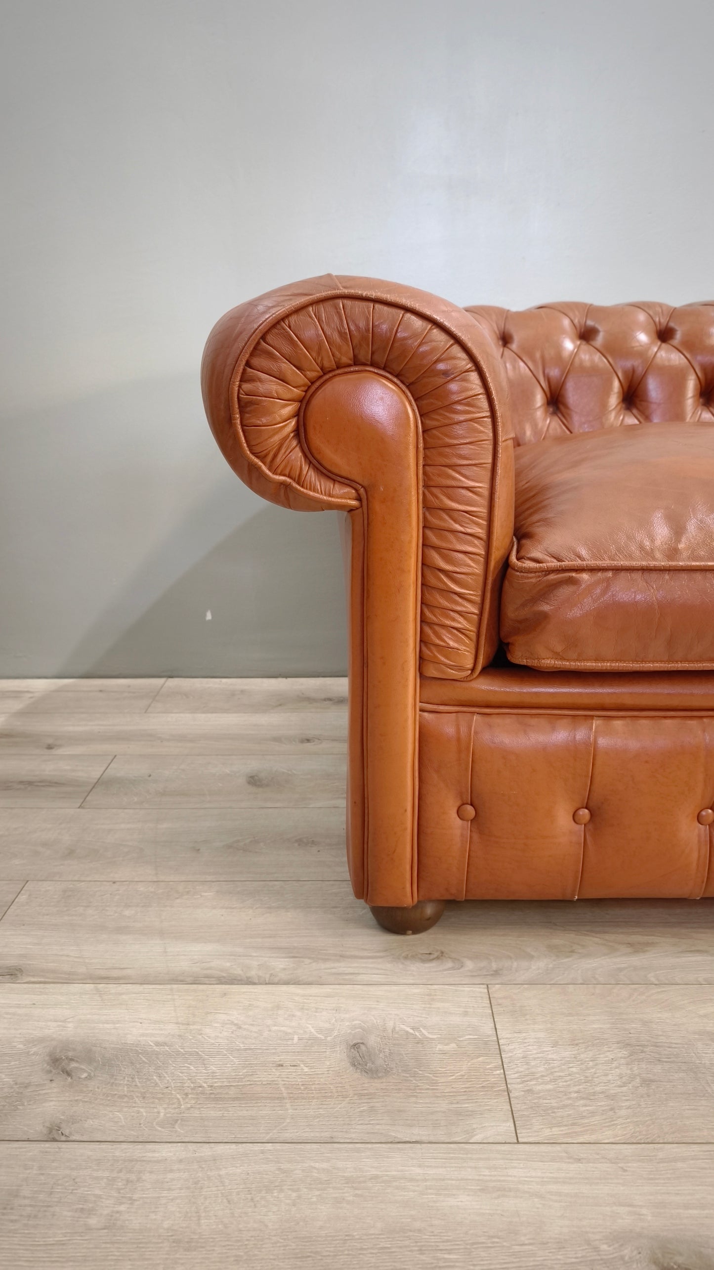 82766 Divano letto Chester in pelle marrone