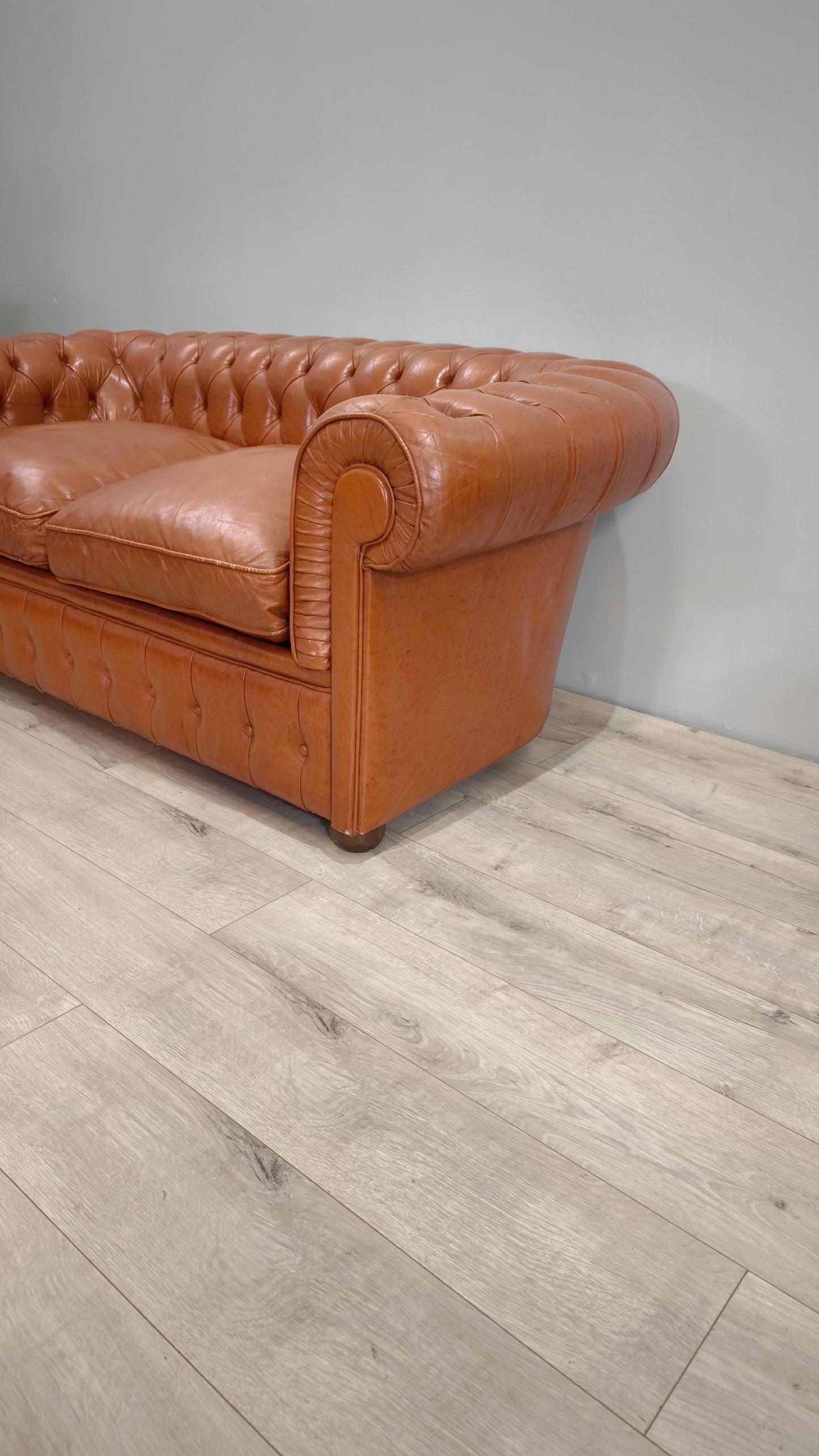 82766 Divano letto Chester in pelle marrone