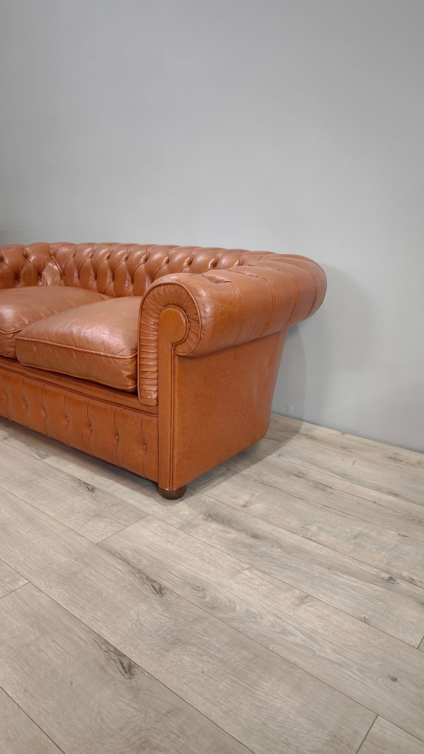 82766 Divano letto Chester in pelle marrone