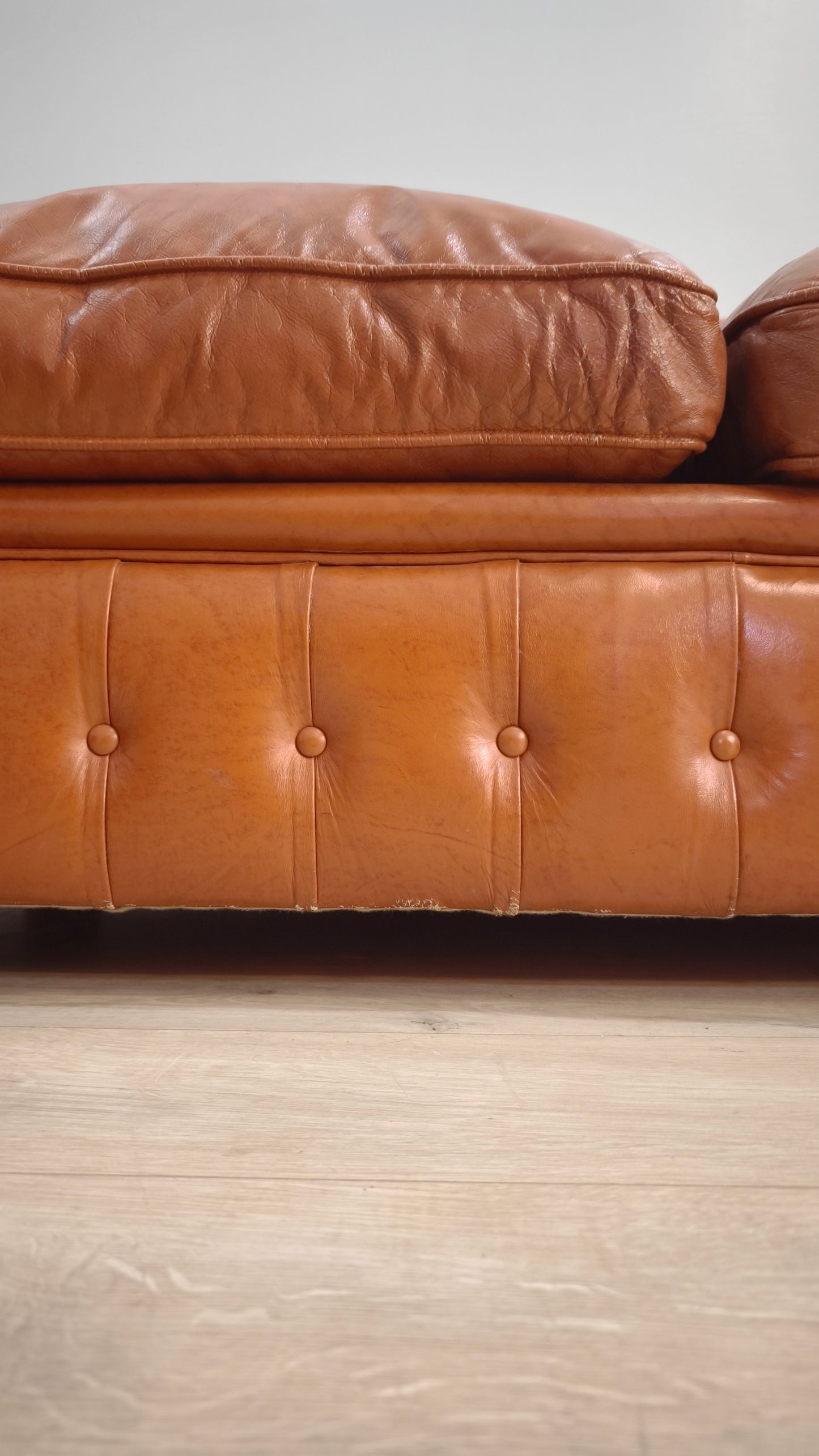 82766 Divano letto Chester in pelle marrone