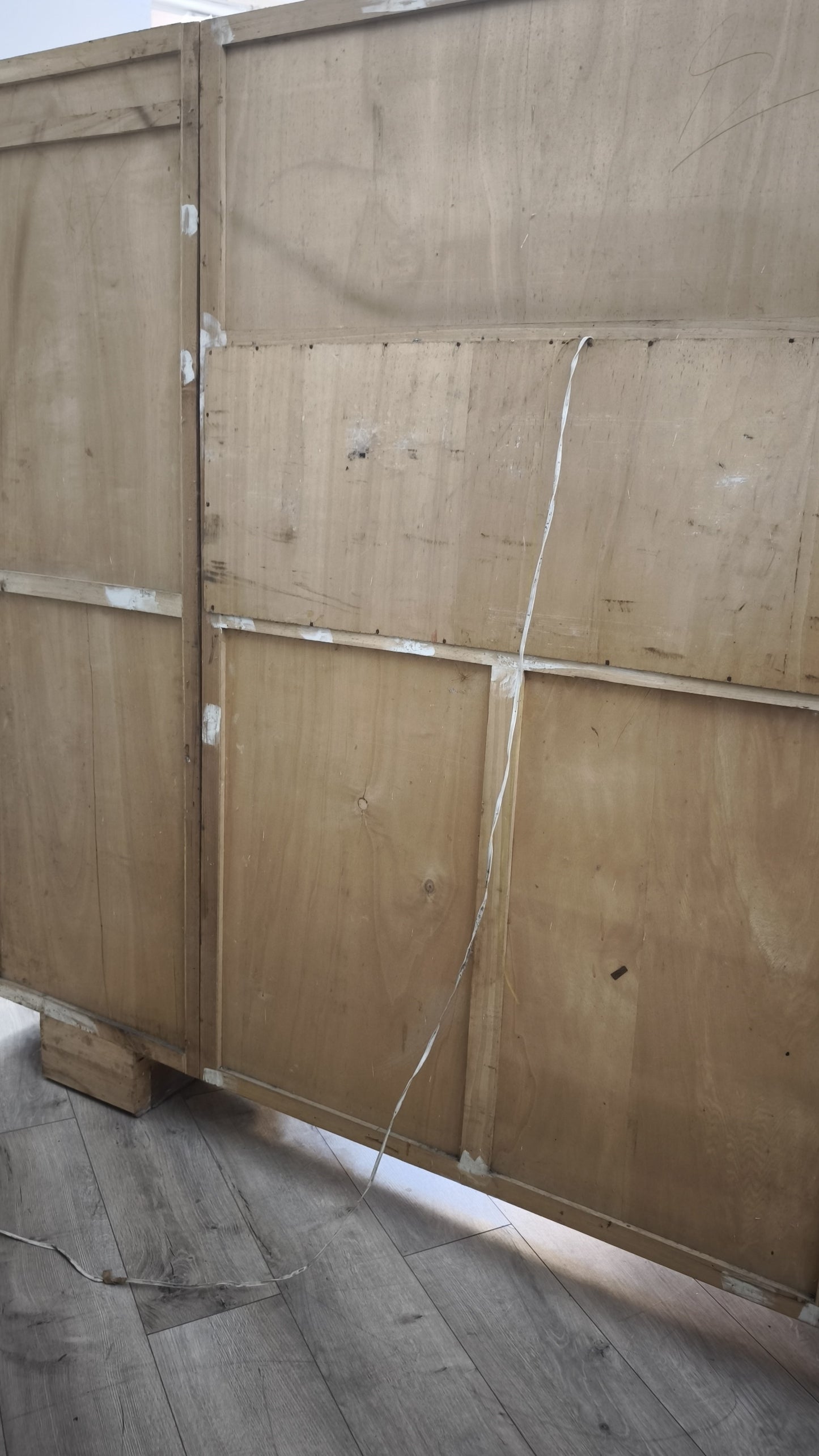 82933 Credenza mettitutto anni '50 in legno