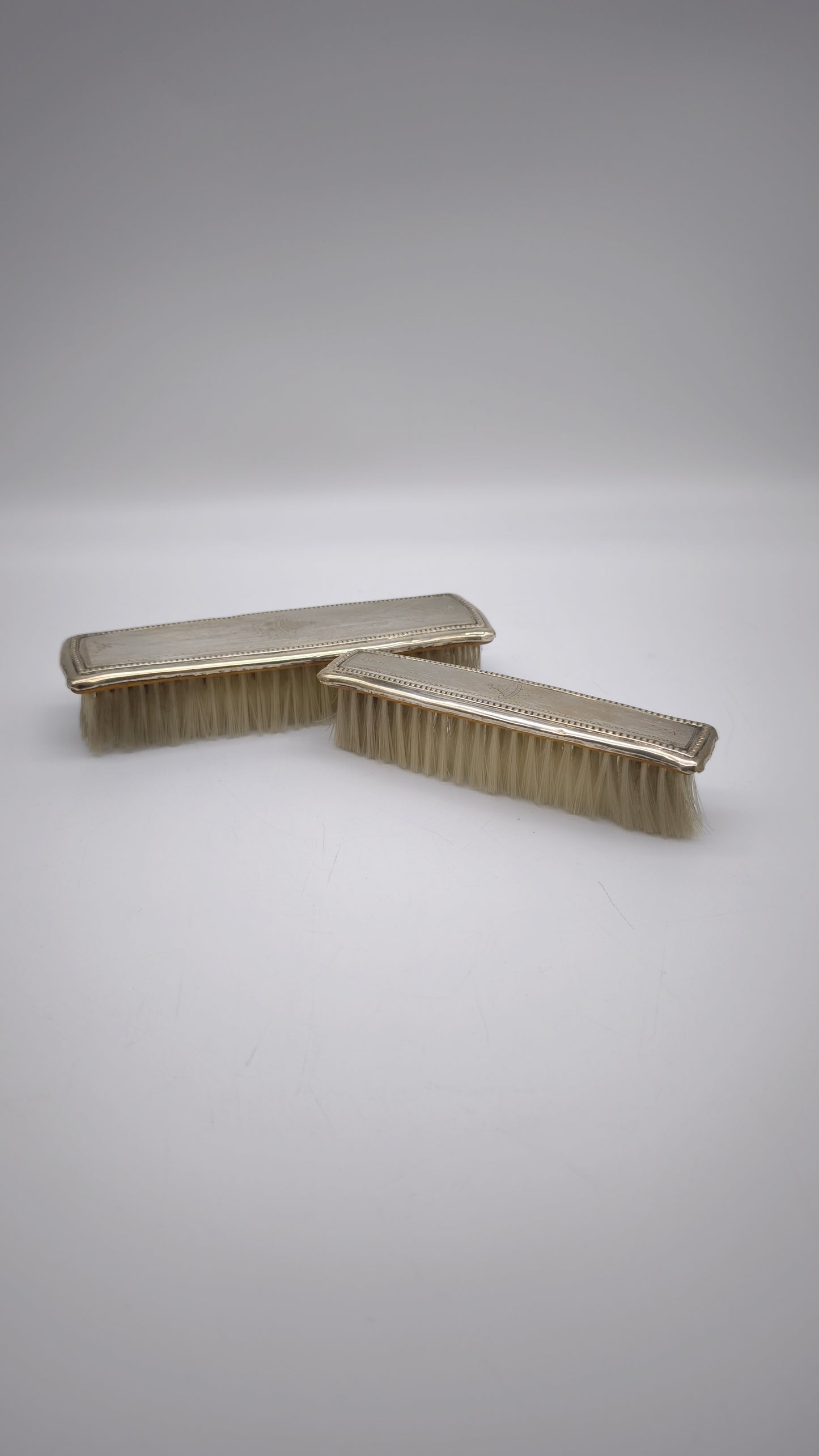 82797 Set da toletta in argento