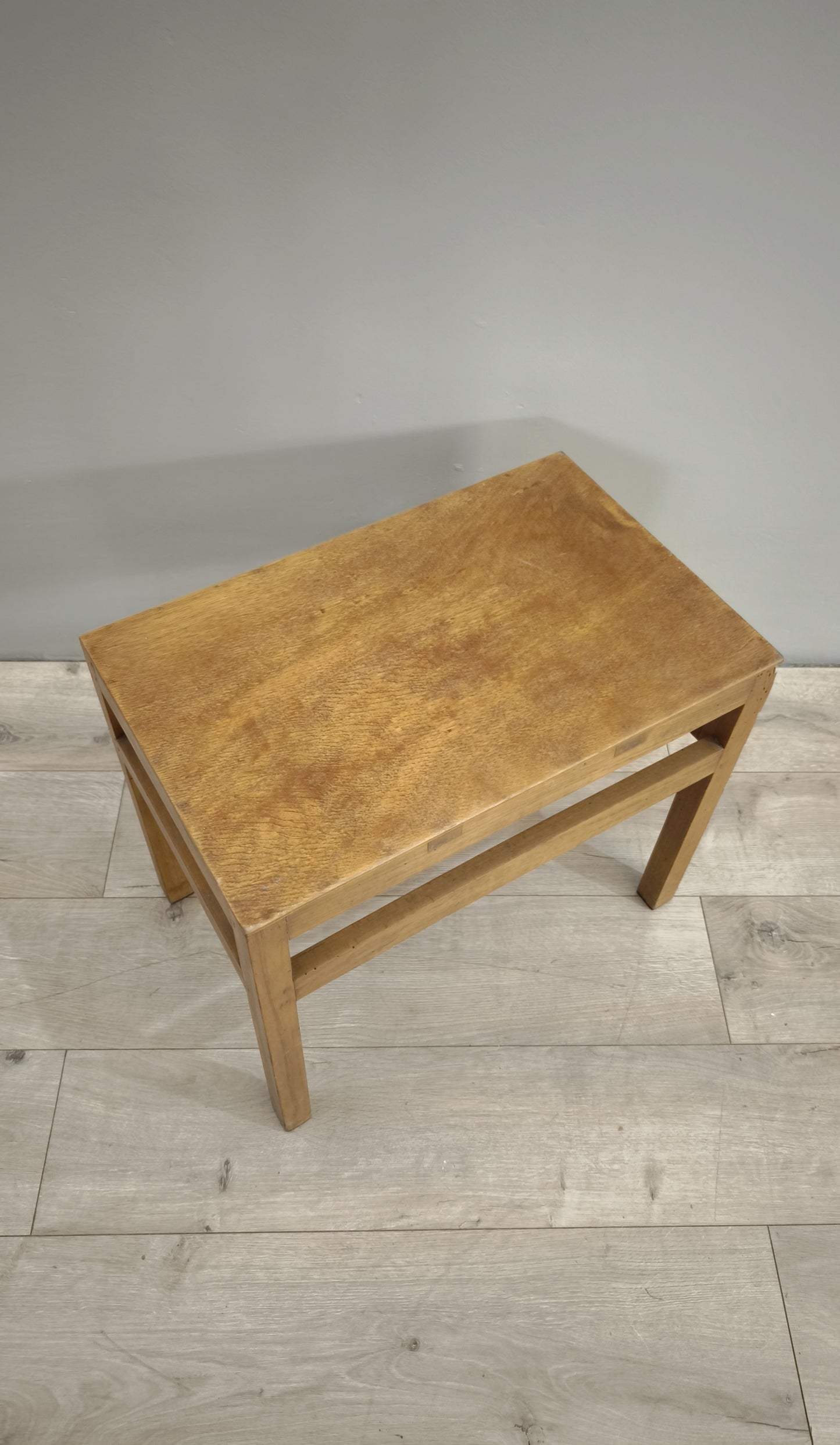 82950 Tavolinetto da salotto in legno