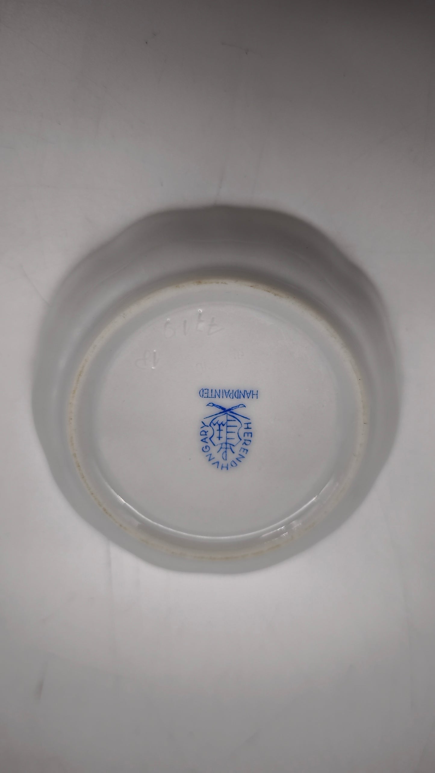 82567-3 Piattino in ceramica Herend