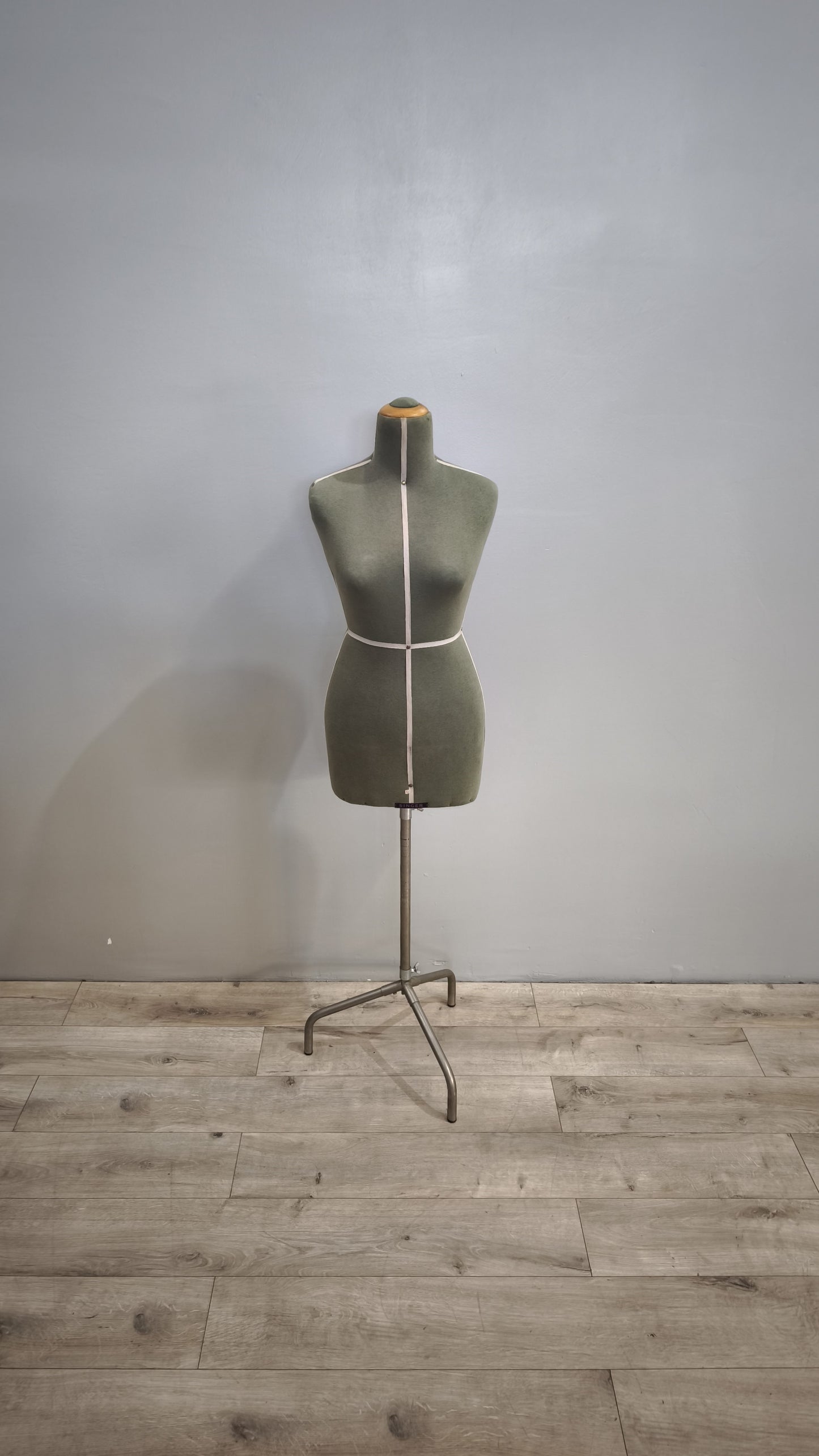 83599 Manichino sartoriale Singer vintage