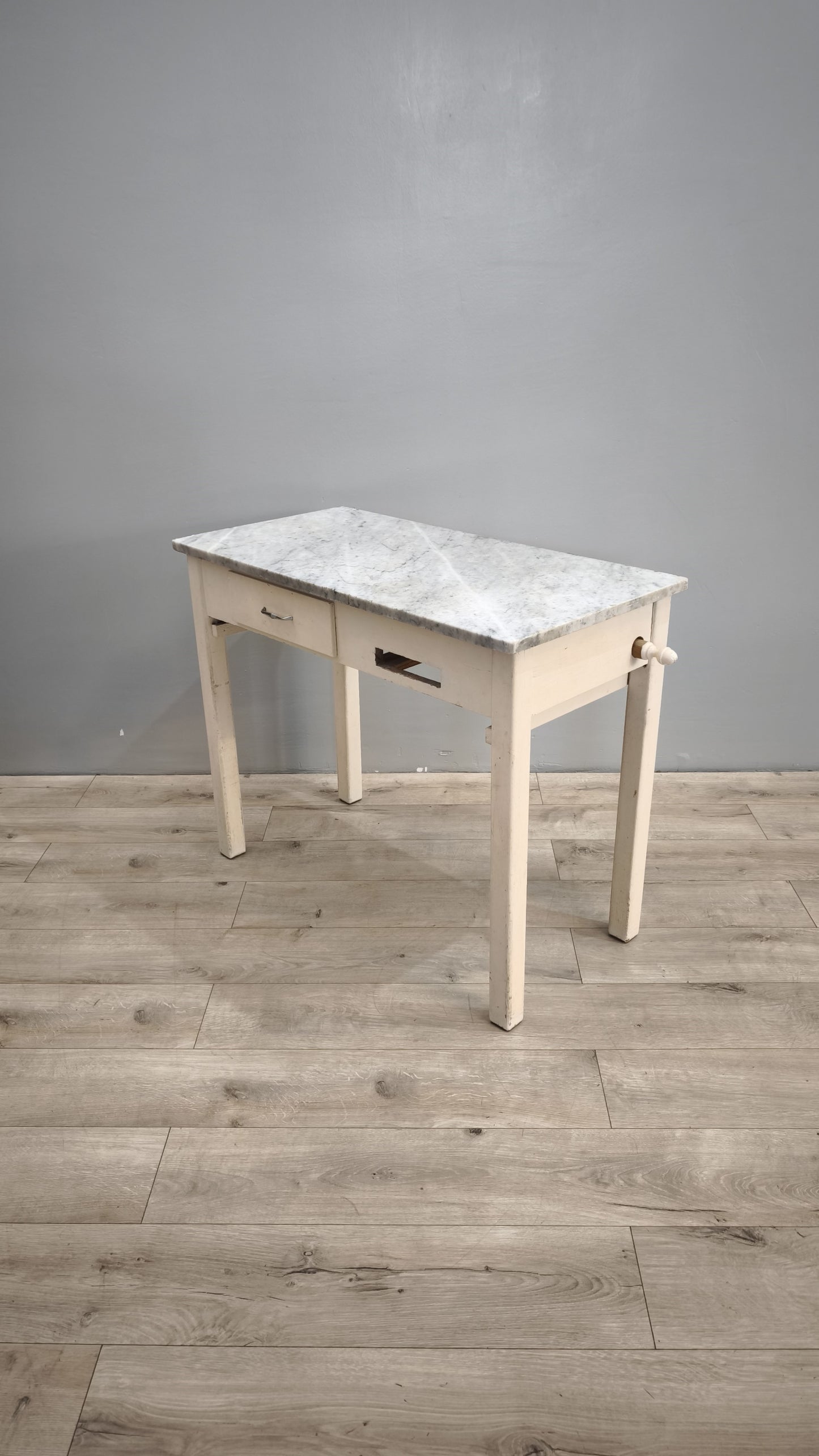 83645 Tavolo da cucina in legno con piano in marmo