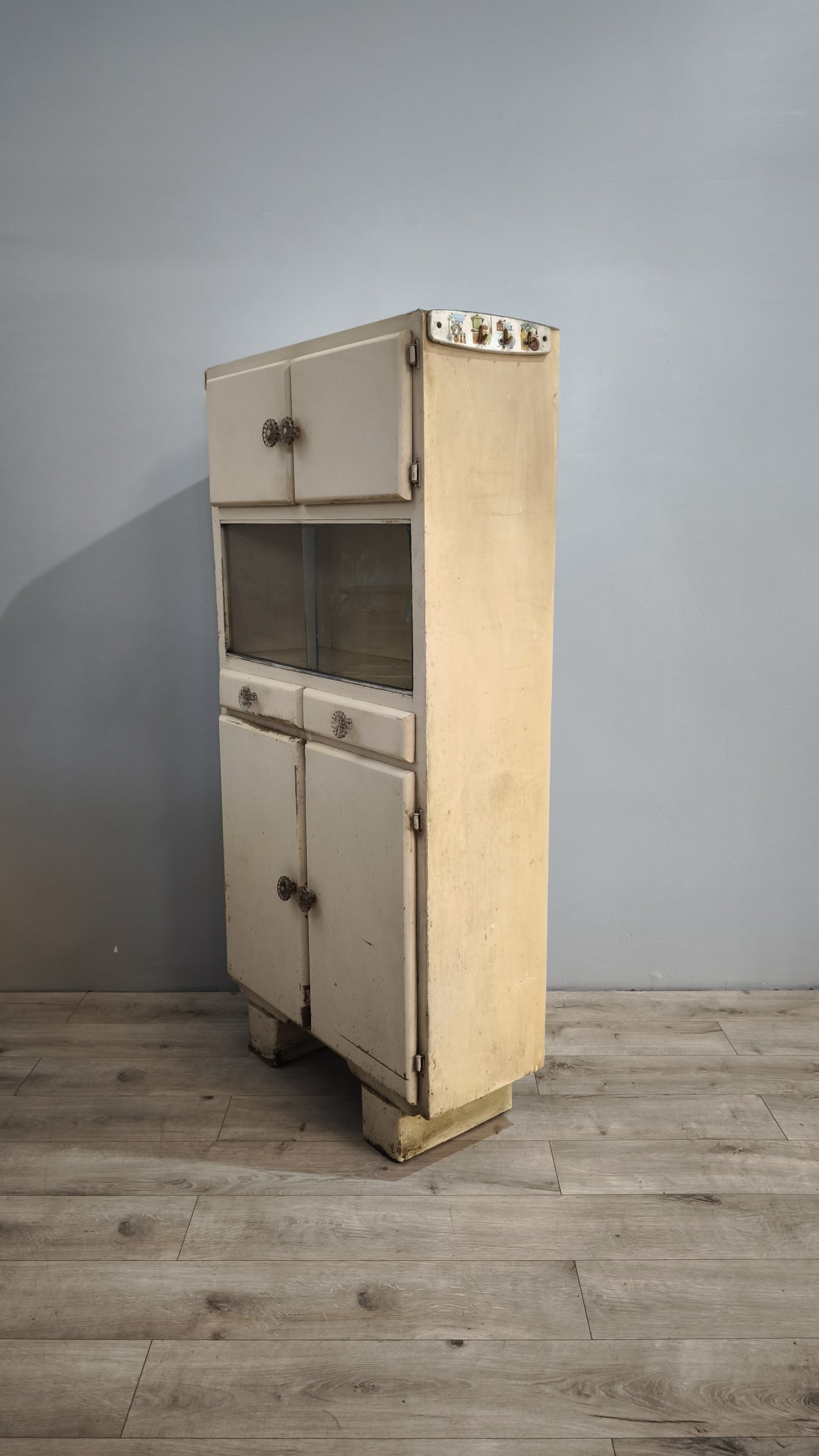 83270 Credenza due sportelli anni '50 color panna